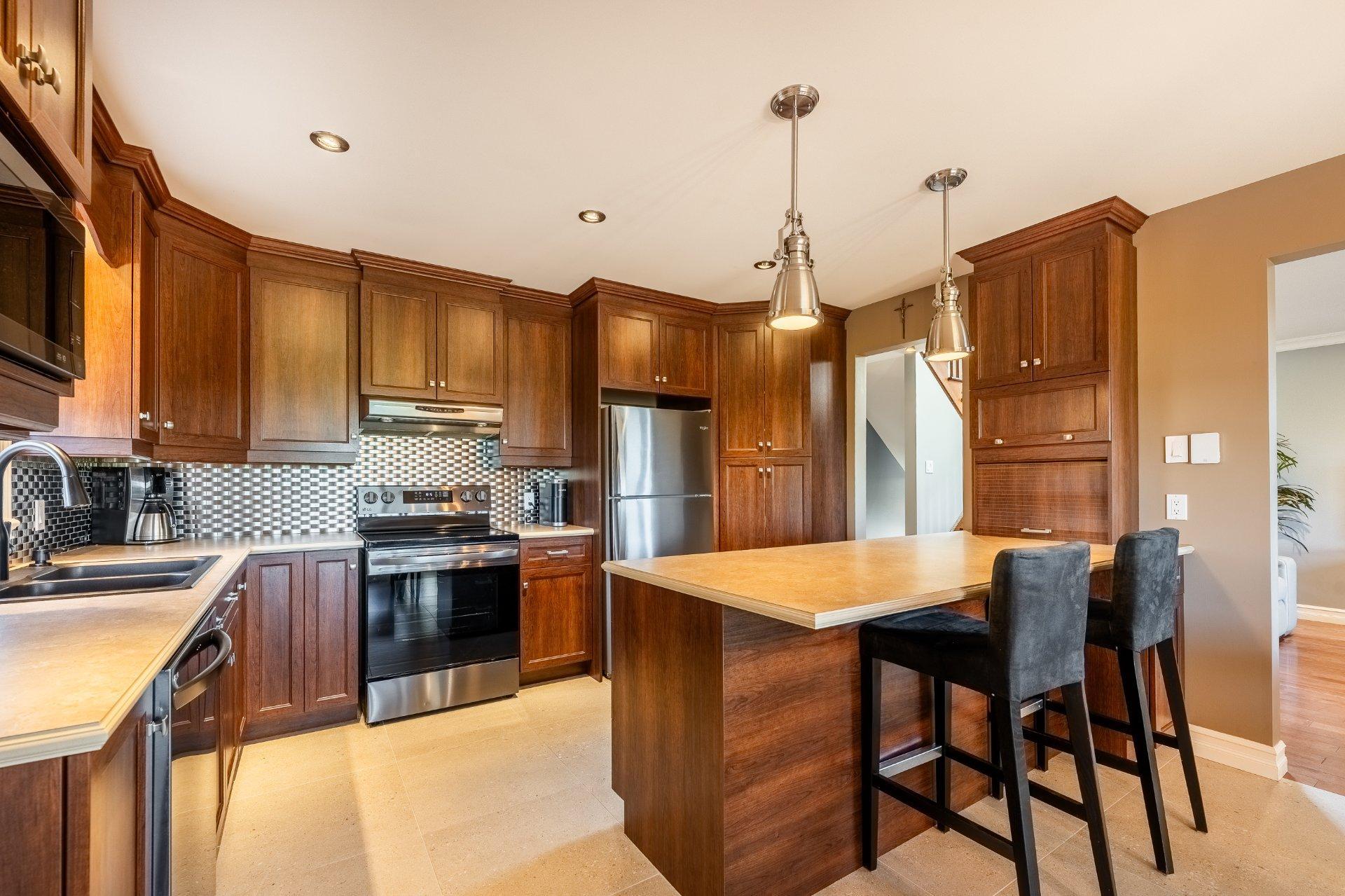 









17360


Imp. du Boisé

,
Saint-Hyacinthe,




QC
J2R0A5

