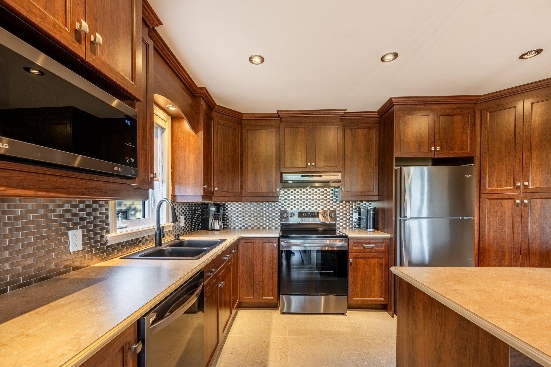 









17360


Imp. du Boisé

,
Saint-Hyacinthe,




QC
J2R0A5

