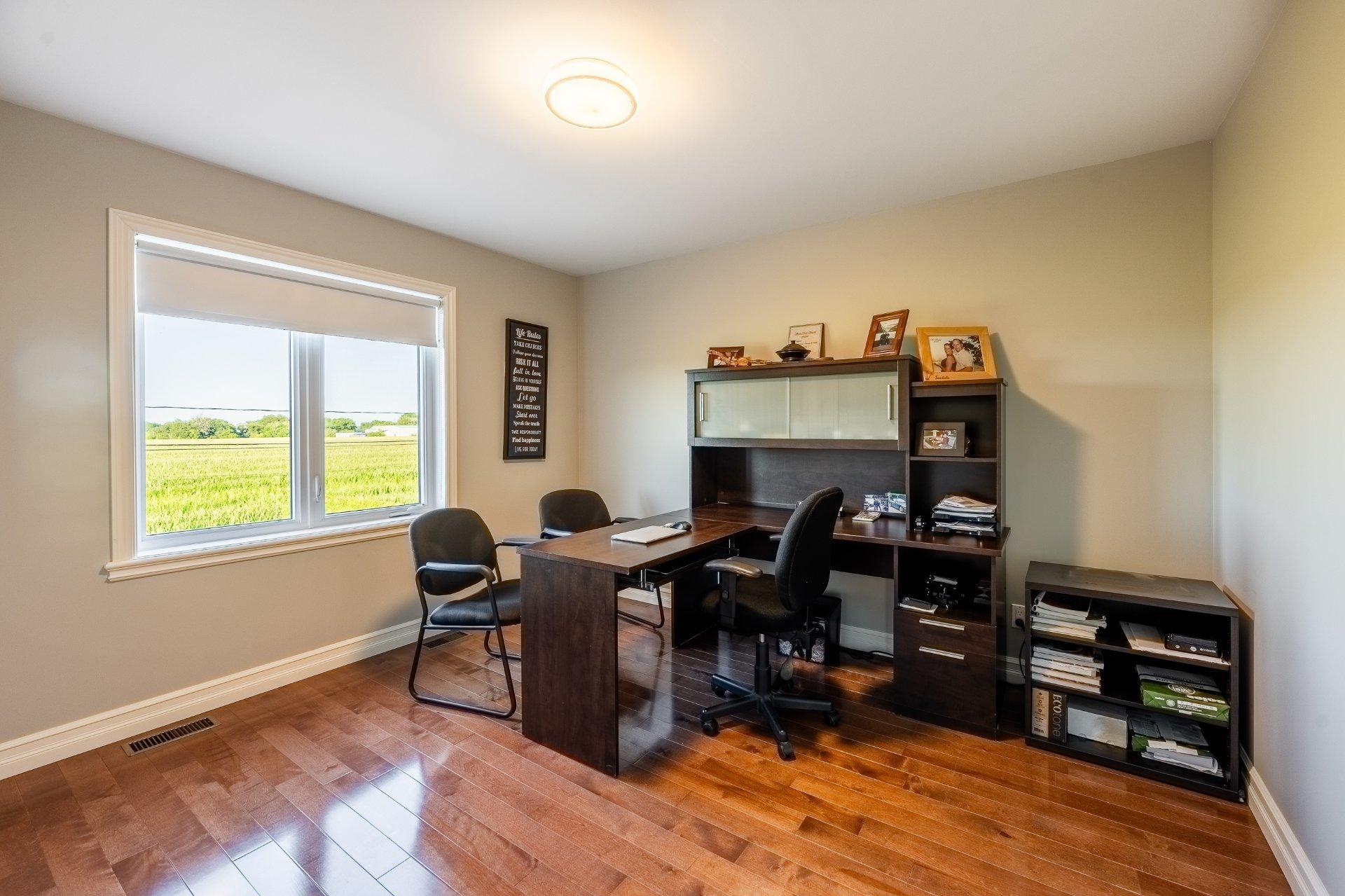









17360


Imp. du Boisé

,
Saint-Hyacinthe,




QC
J2R0A5

