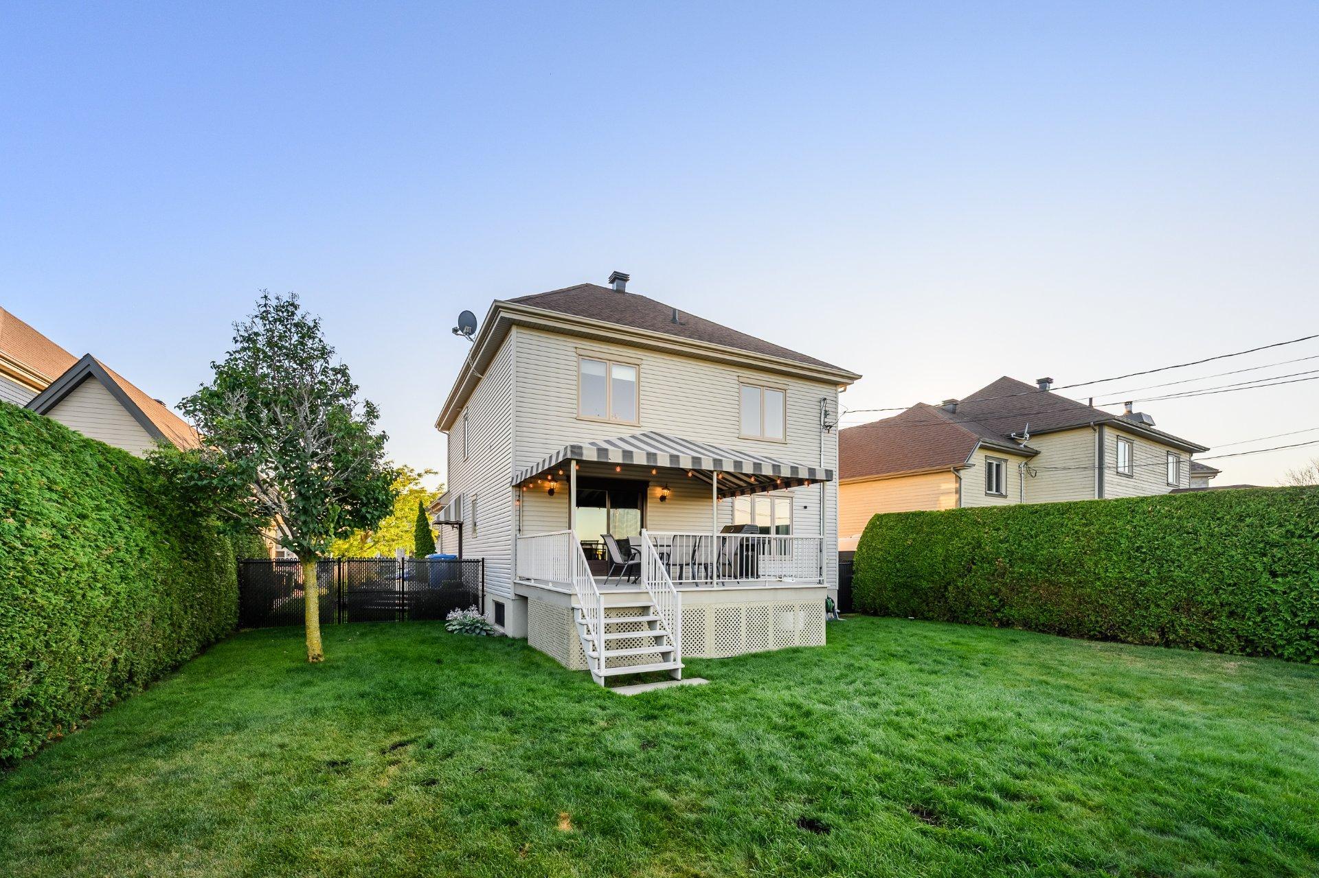 









17360


Imp. du Boisé

,
Saint-Hyacinthe,




QC
J2R0A5

