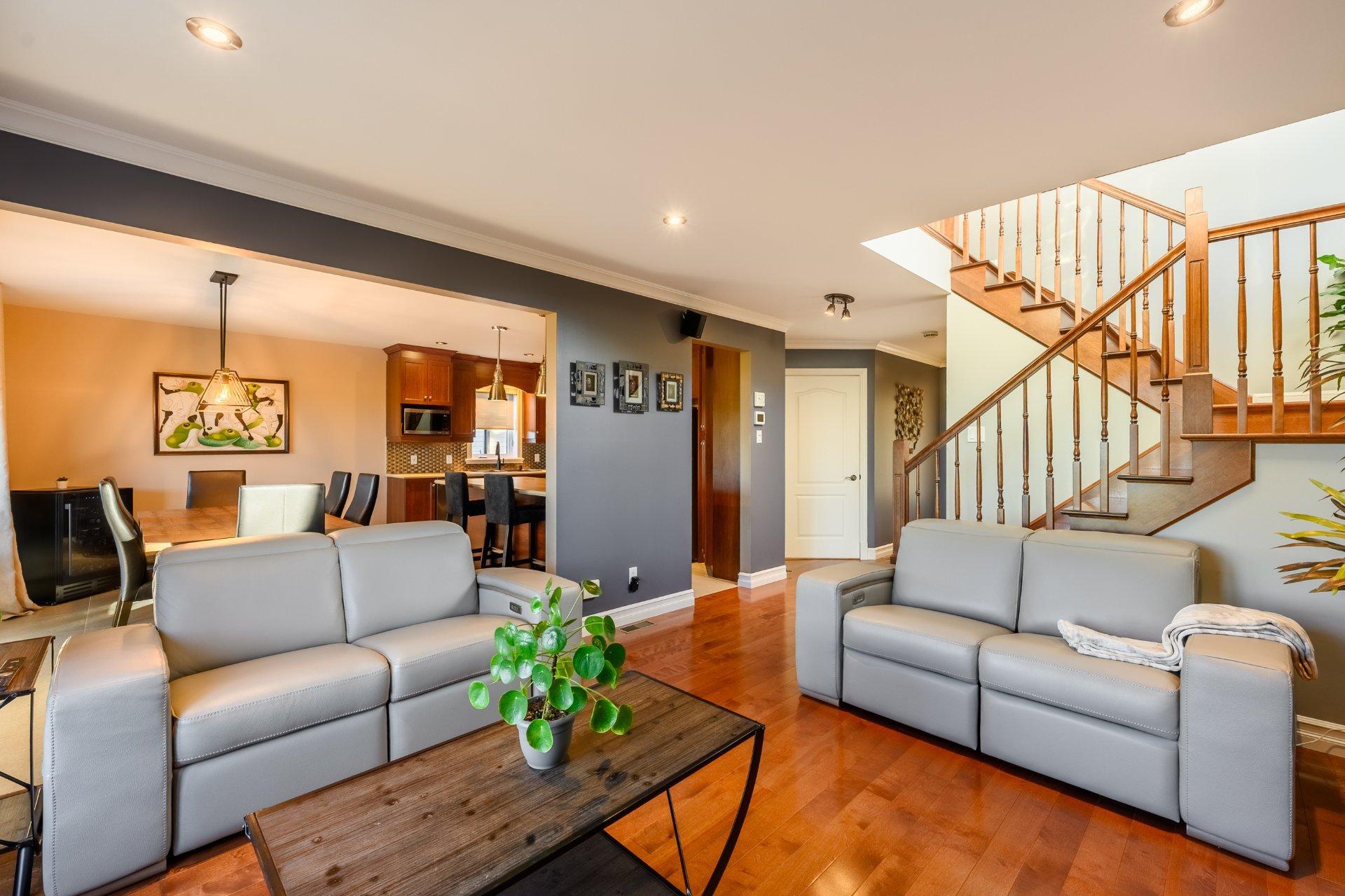 









17360


Imp. du Boisé

,
Saint-Hyacinthe,




QC
J2R0A5

