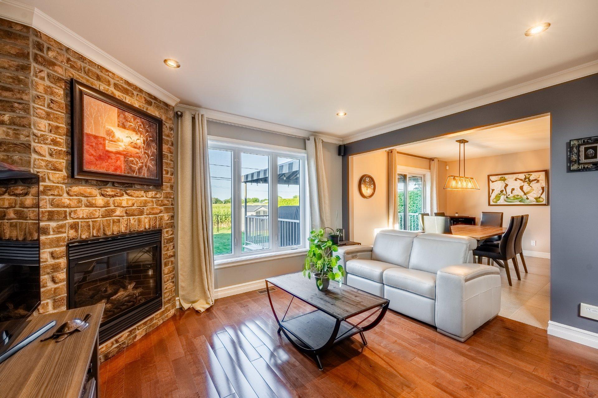 









17360


Imp. du Boisé

,
Saint-Hyacinthe,




QC
J2R0A5

