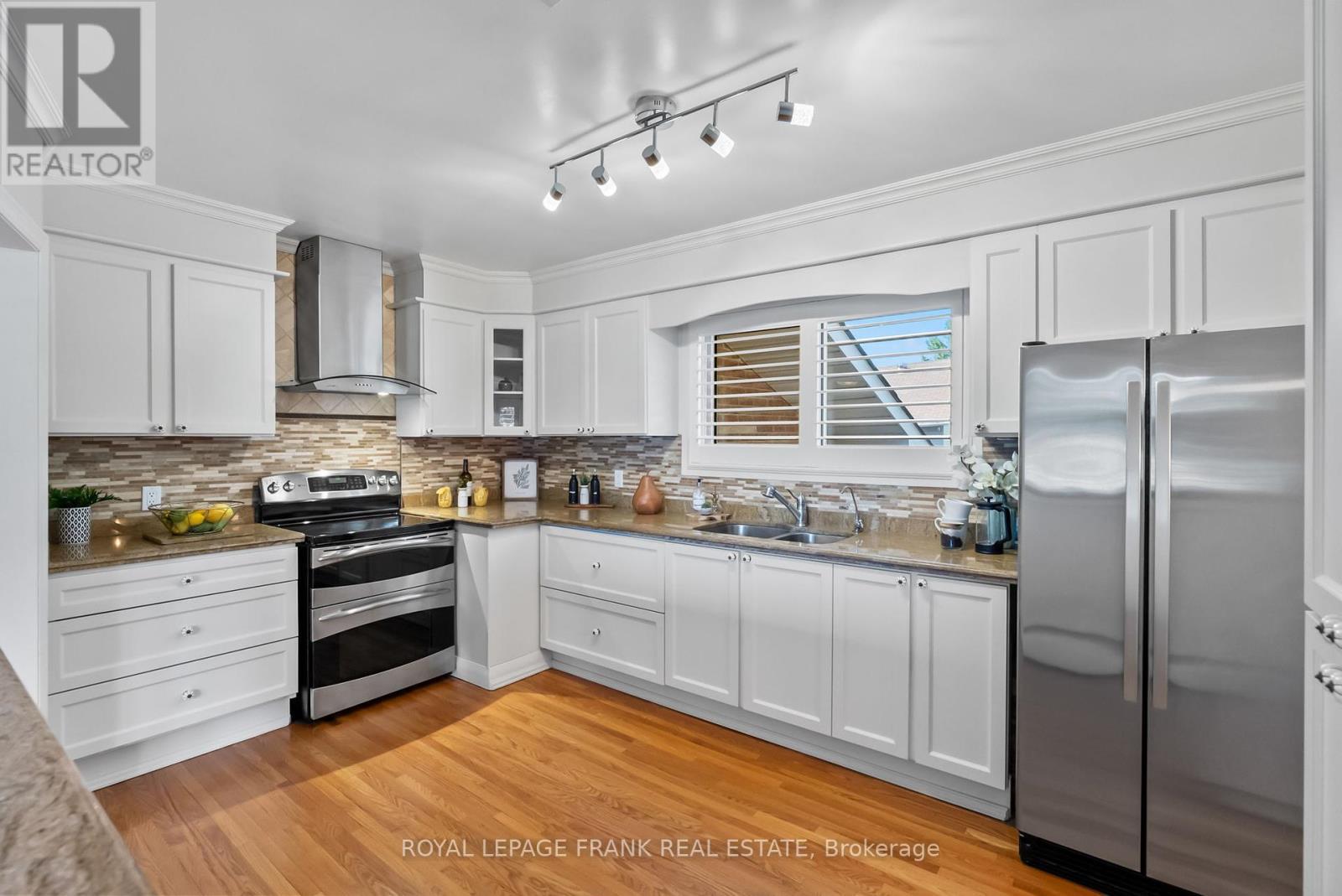 












1440 PEBBLESTONE ROAD

,
Clarington,




Ontario
L1E2K5

