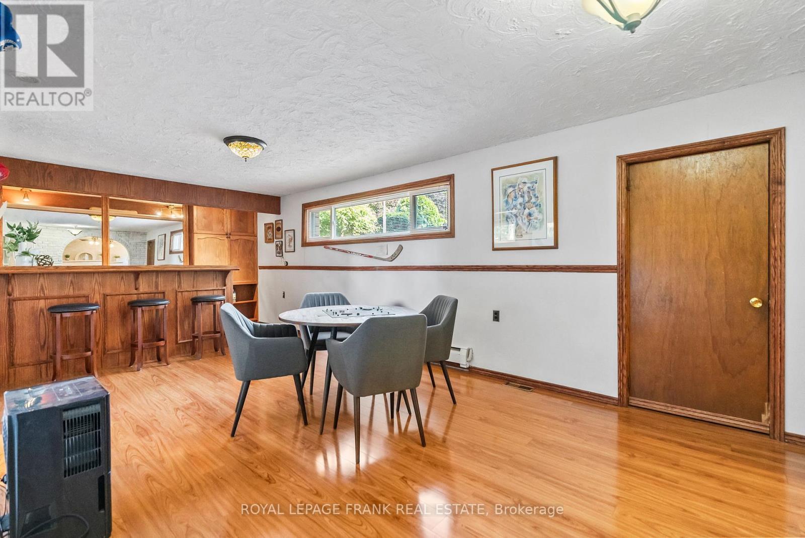 












1440 PEBBLESTONE ROAD

,
Clarington,




Ontario
L1E2K5

