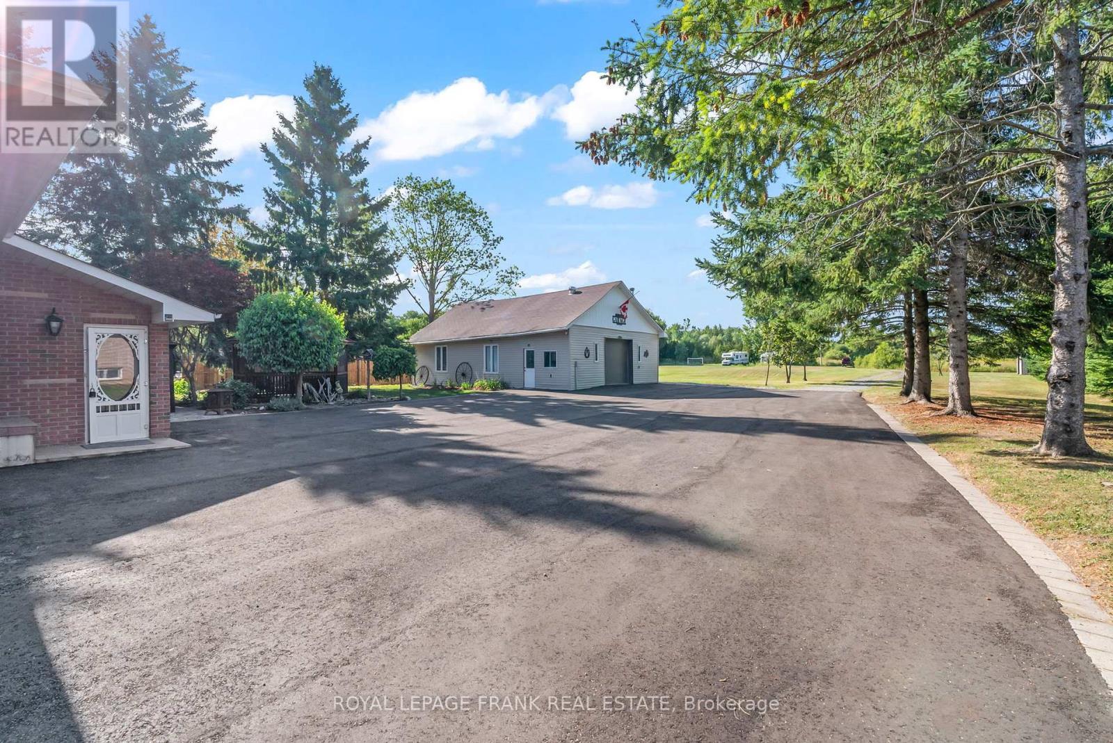 












1440 PEBBLESTONE ROAD

,
Clarington,




Ontario
L1E2K5

