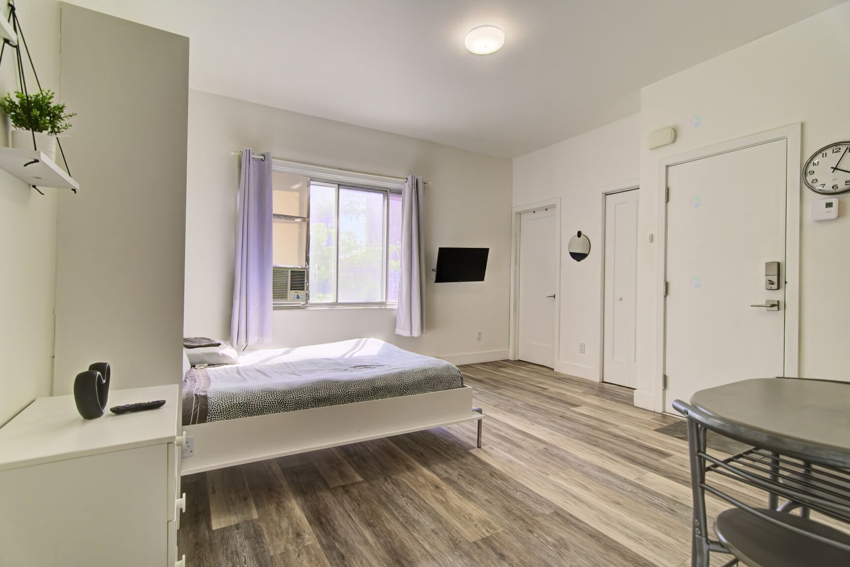 









1485

 - 1487


Rue Atateken

,
Montréal (Ville-Marie),




QC
H2L3L2

