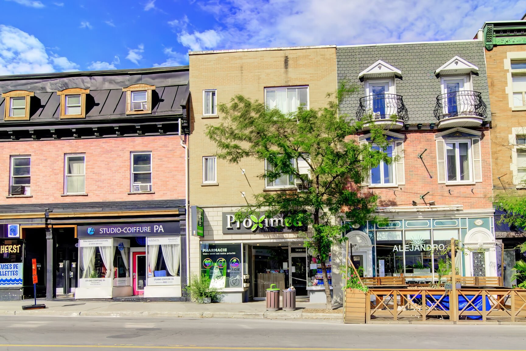 









1485

 - 1487


Rue Atateken

,
Montréal (Ville-Marie),




QC
H2L3L2

