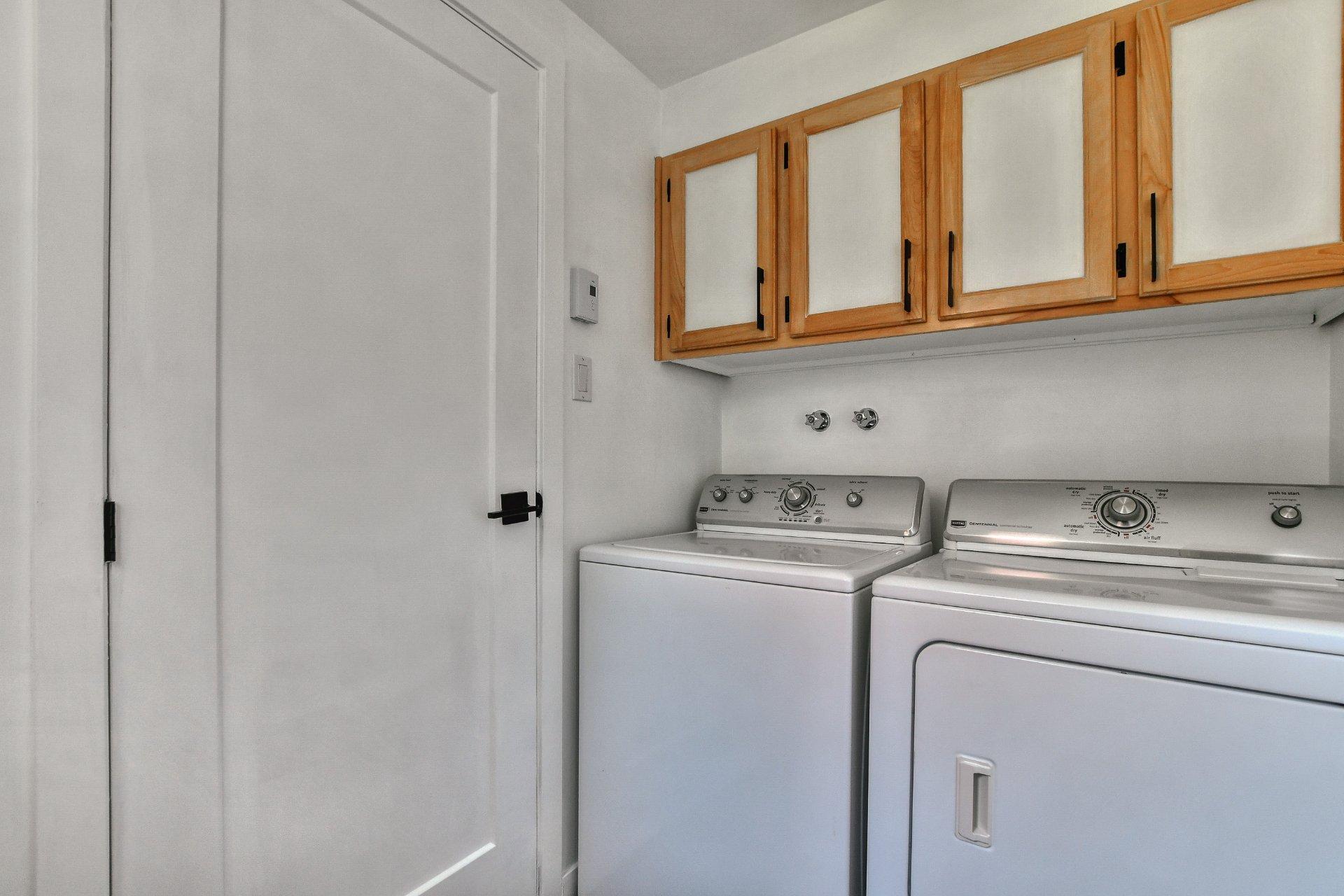 









162


Rue Claudel

,
Boisbriand,




QC
J7G1K2

