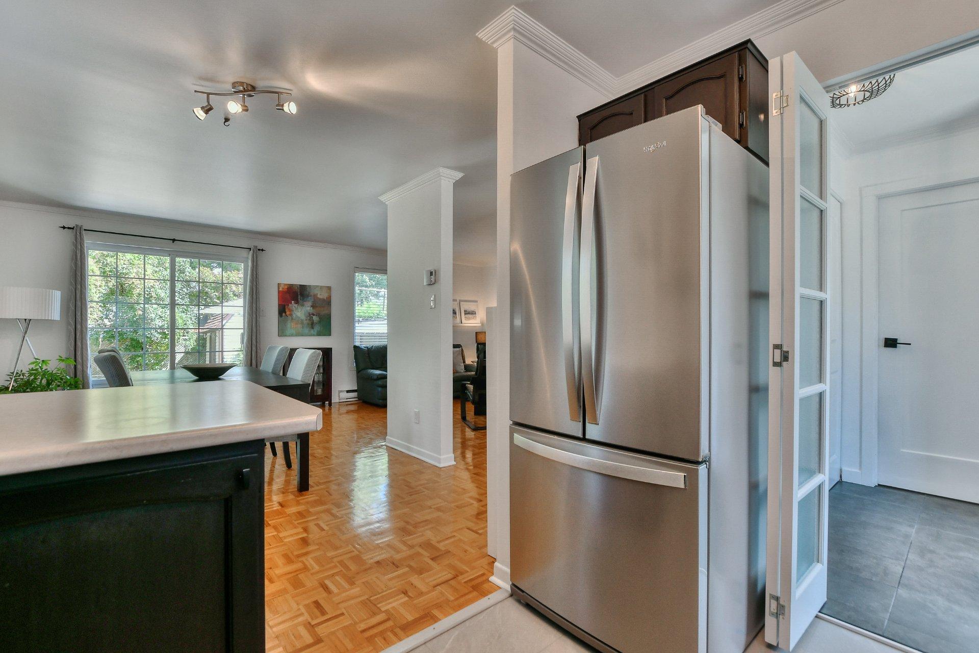 









162


Rue Claudel

,
Boisbriand,




QC
J7G1K2

