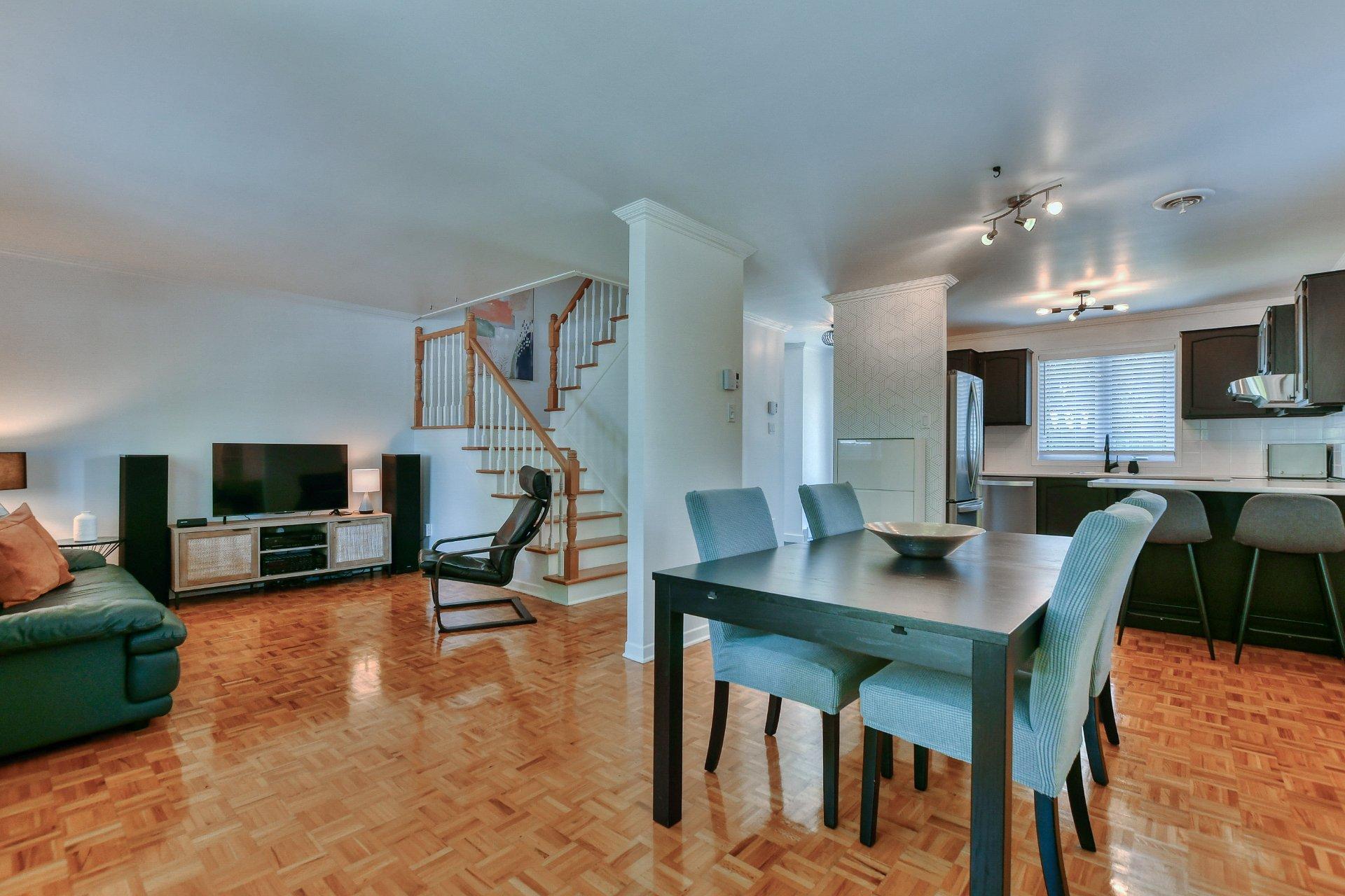 









162


Rue Claudel

,
Boisbriand,




QC
J7G1K2

