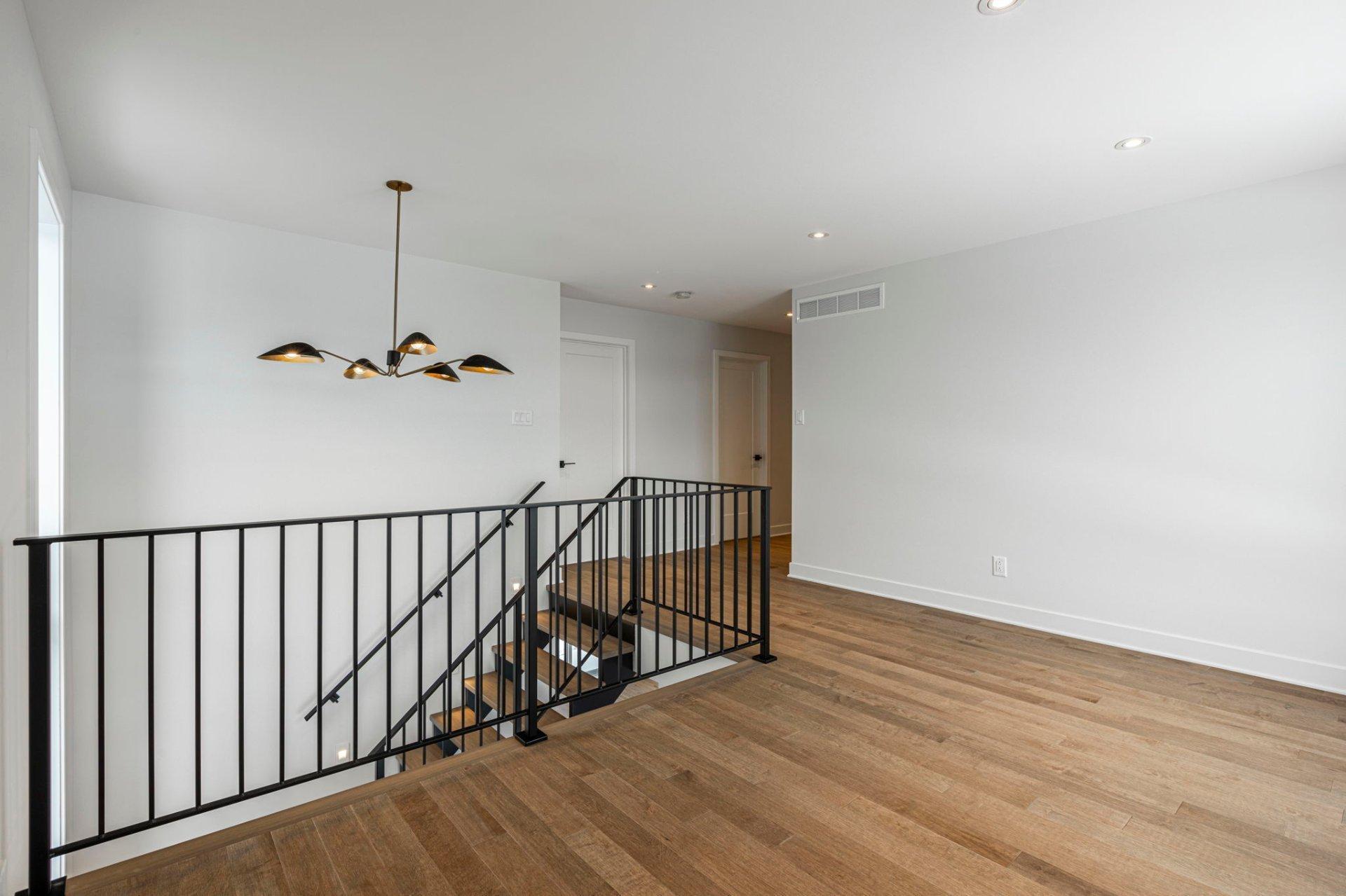 









749


Rue Louis-Quilico

,
Boucherville,




QC
J4B0H5

