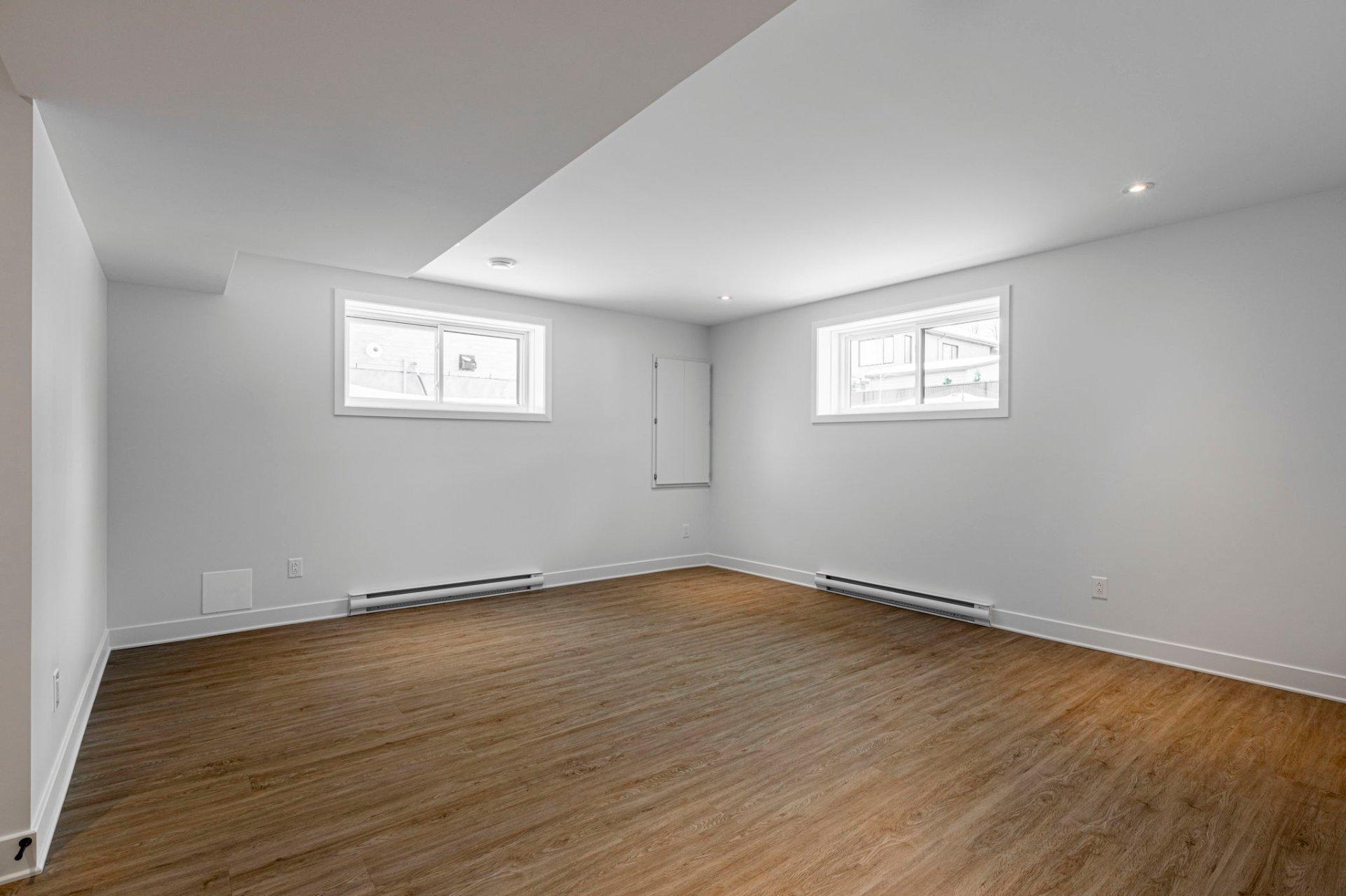 









749


Rue Louis-Quilico

,
Boucherville,




QC
J4B0H5

