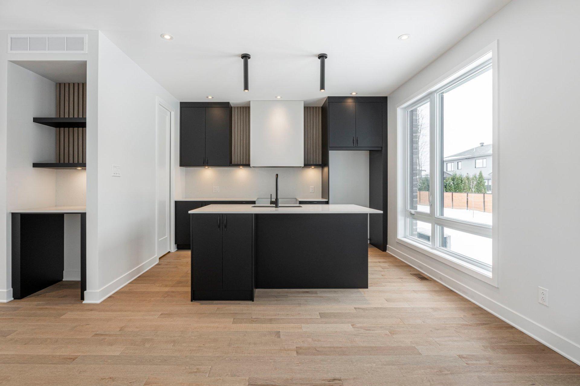 









749


Rue Louis-Quilico

,
Boucherville,




QC
J4B0H5

