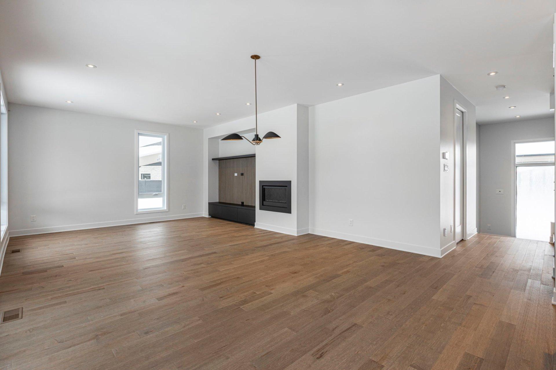 









749


Rue Louis-Quilico

,
Boucherville,




QC
J4B0H5

