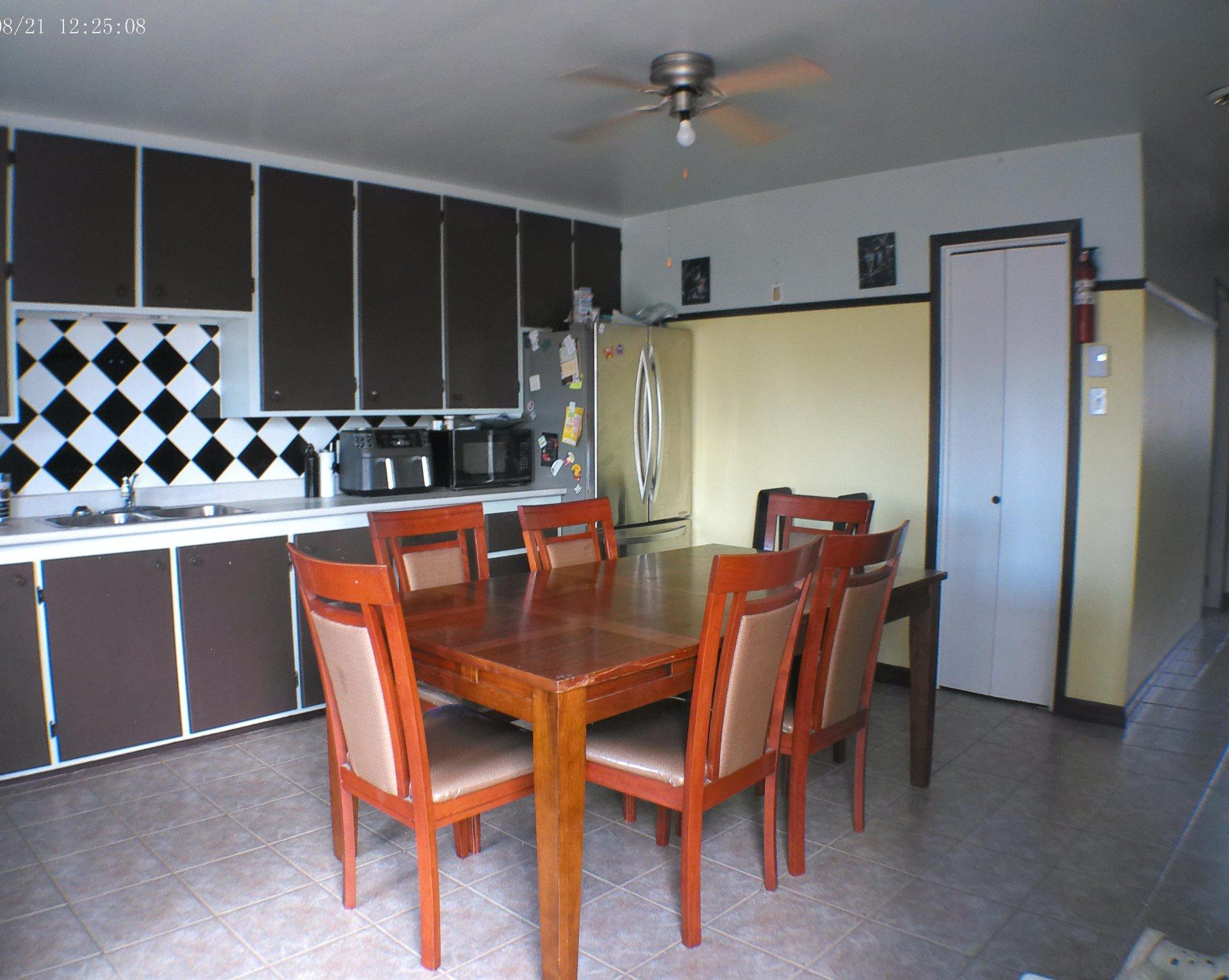 









940


Av. Cartier

,
Sept-Îles,




QC
G4R2V7

