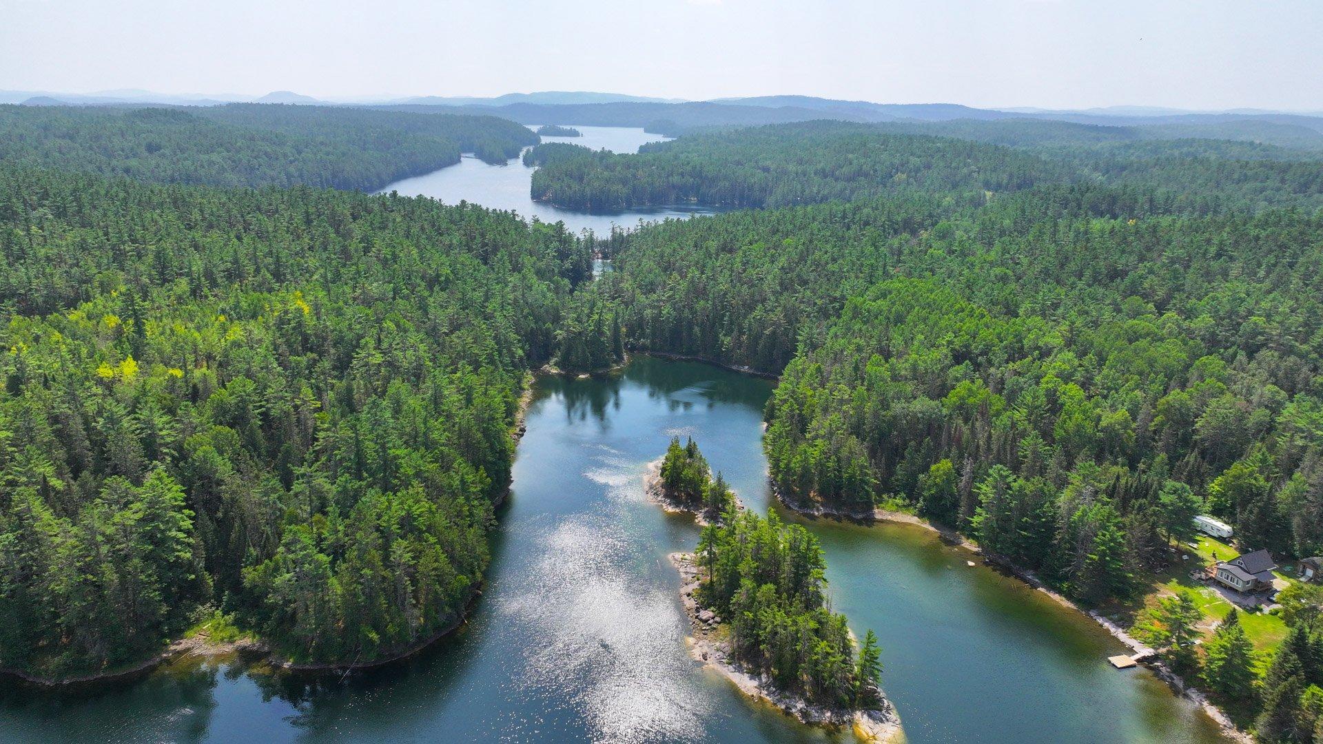 









86


Ch. du Lac-Michel

,
Sainte-Thérèse-de-la-Gatineau,




QC
J0X2X0

