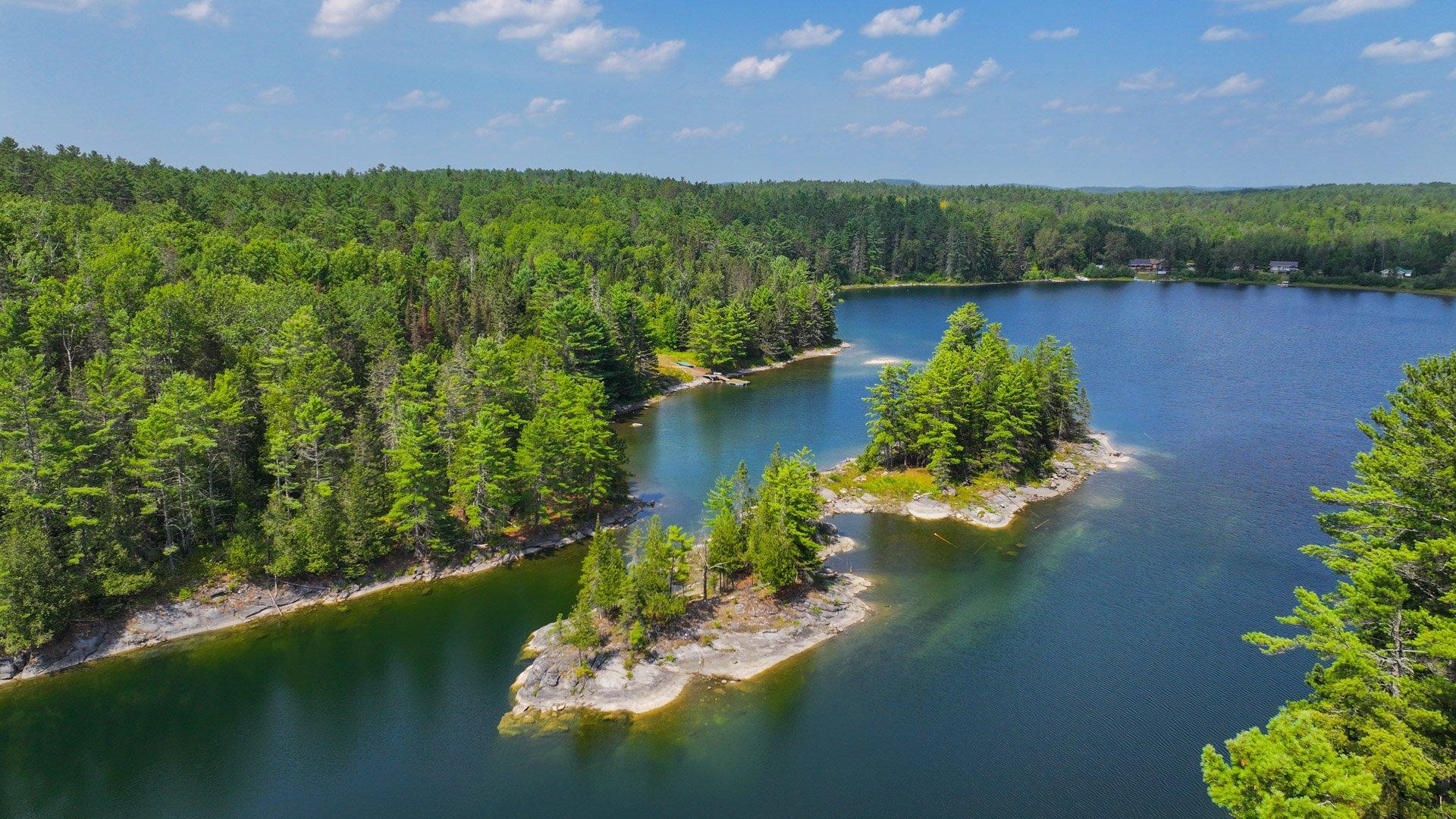 









86


Ch. du Lac-Michel

,
Sainte-Thérèse-de-la-Gatineau,




QC
J0X2X0

