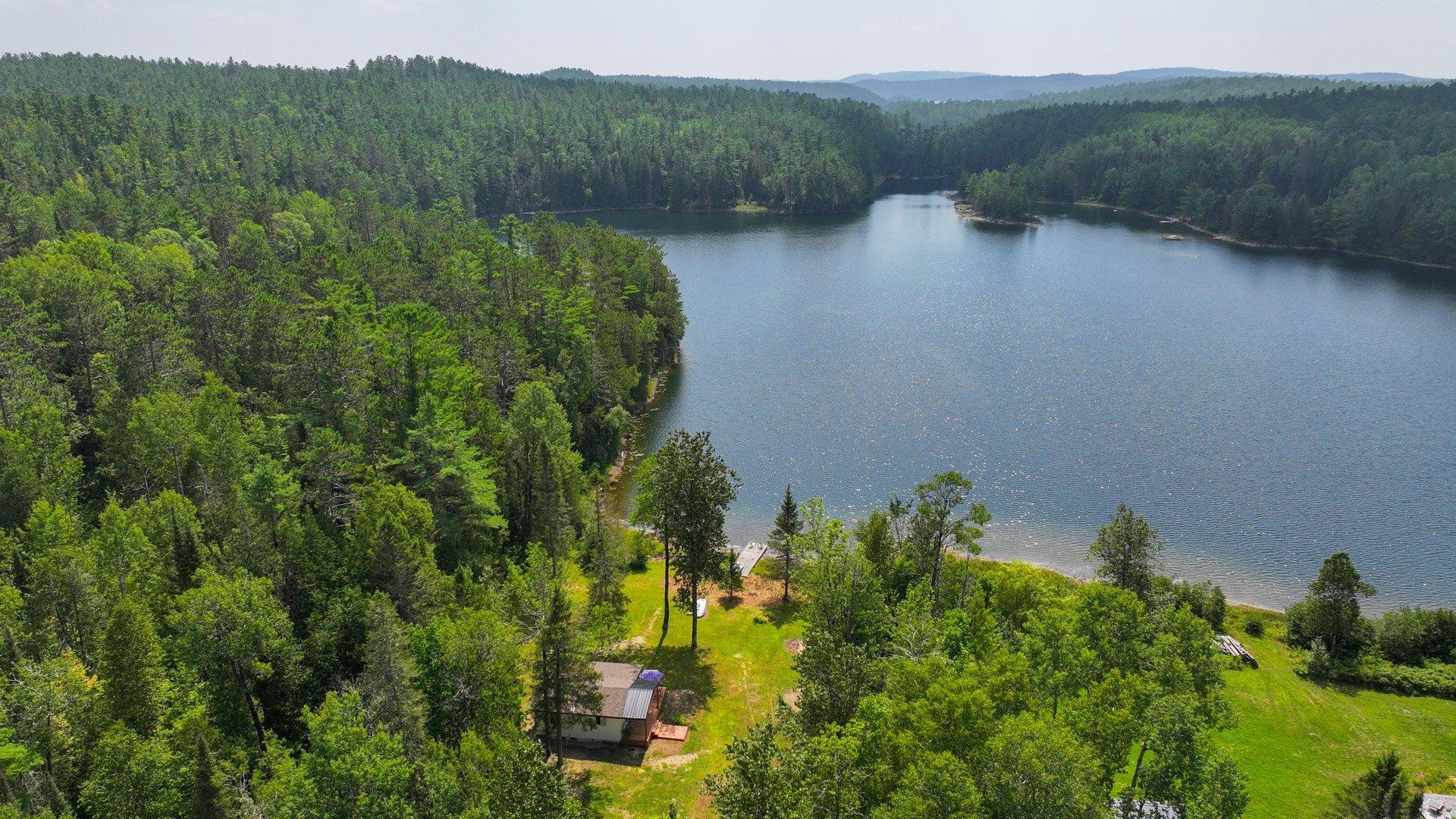 









86


Ch. du Lac-Michel

,
Sainte-Thérèse-de-la-Gatineau,




QC
J0X2X0

