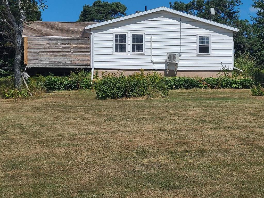 












23 Village Green Road

,
Mount Mellick,




PE
C1B 3T7

