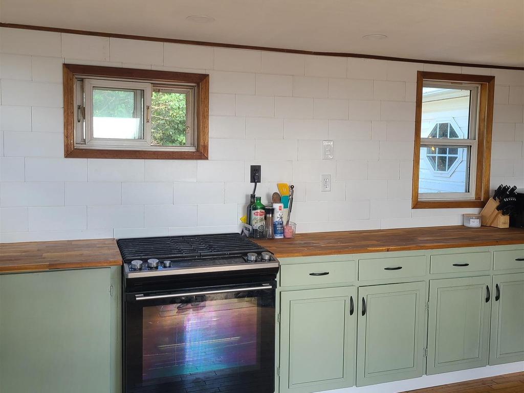 












23 Village Green Road

,
Mount Mellick,




PE
C1B 3T7

