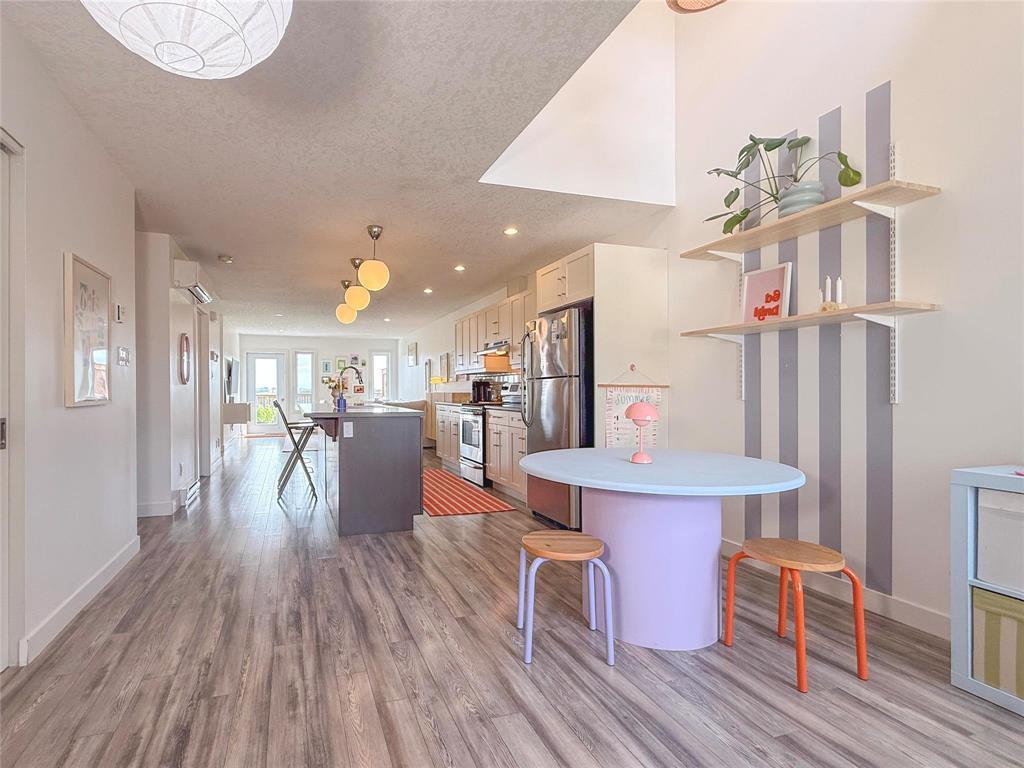 












99 Cobalt Crescent

,
Brandon,




Manitoba
R7A7W5

