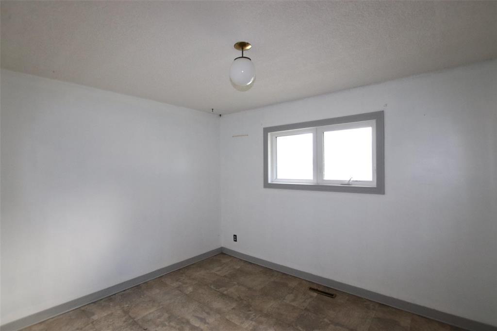 












368 Lathin Avenue

,
The Pas,




Manitoba
R9A1L8

