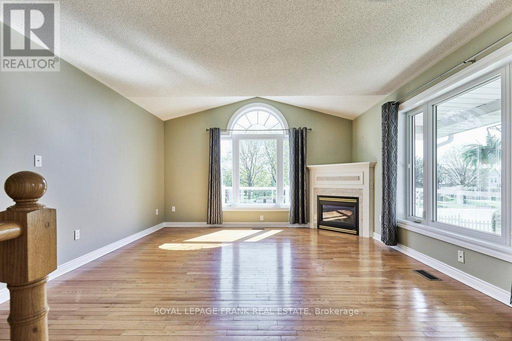 












519 ALMA STREET

,
Scugog (Port Perry),




Ontario
L9L1R5


