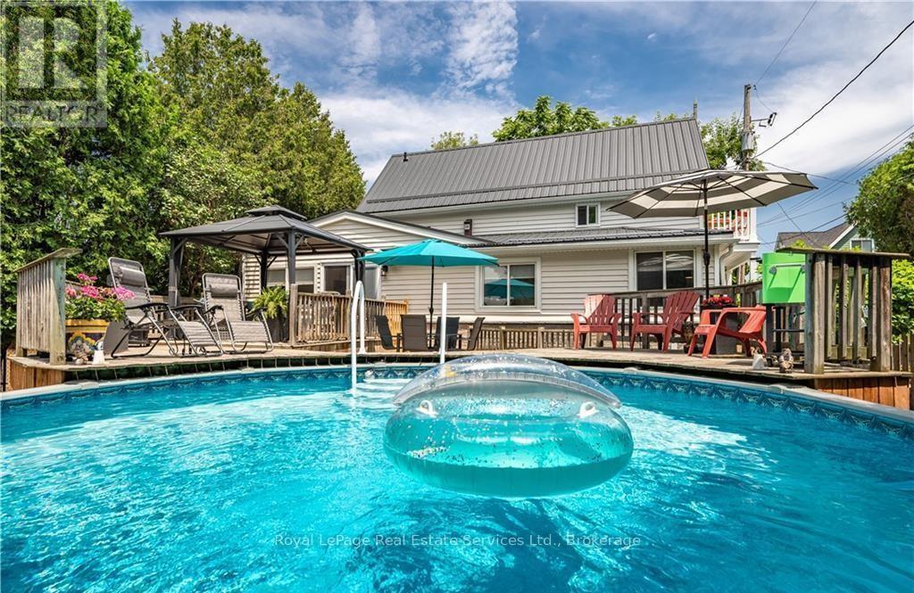 












4 6TH STREET

,
Grimsby (Grimsby Beach),




Ontario
L3M2T3

