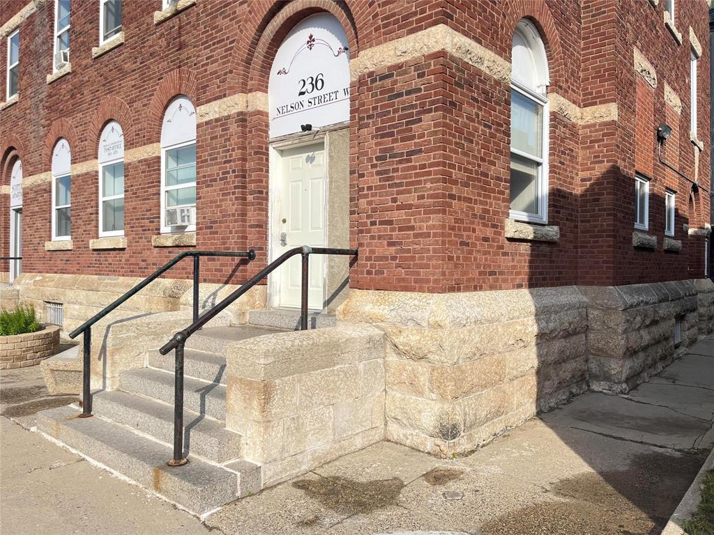 












236 Nelson Street W

,
Virden,




Manitoba
R0M2C0

