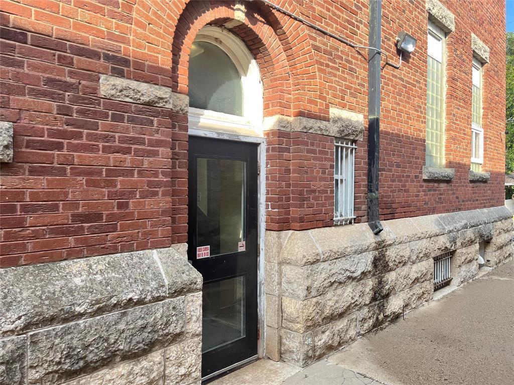 












236 Nelson Street W

,
Virden,




Manitoba
R0M2C0


