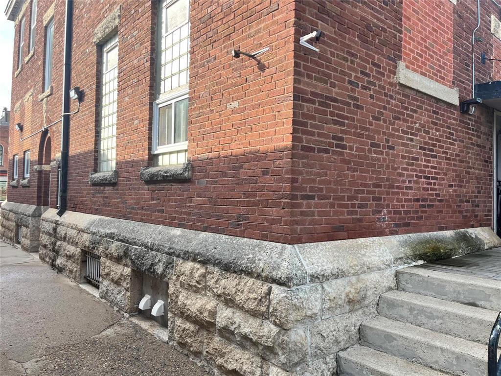 












236 Nelson Street W

,
Virden,




Manitoba
R0M2C0

