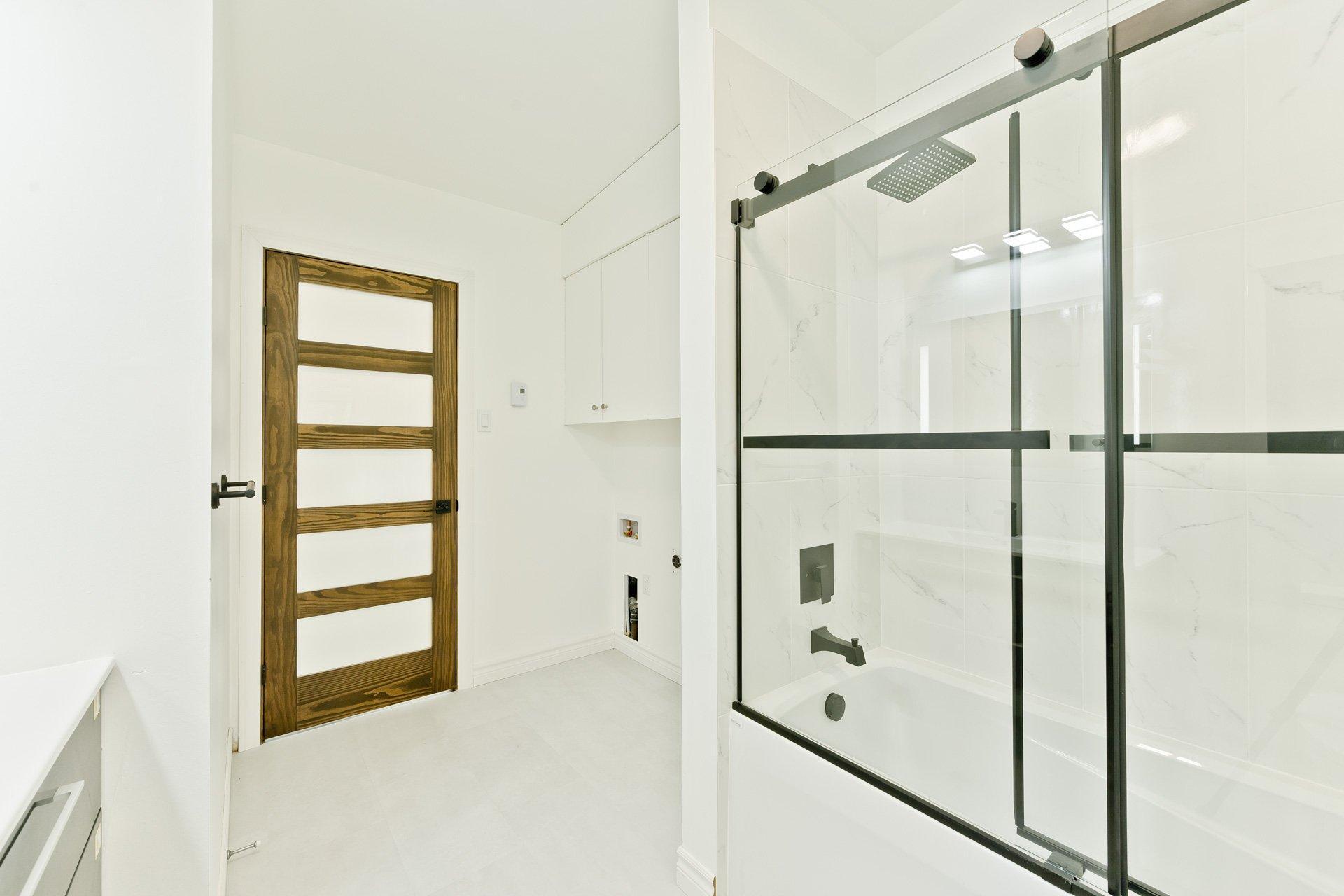 









31Z

 - 31AZ


Route 141

,
Coaticook,




QC
J1A2S2

