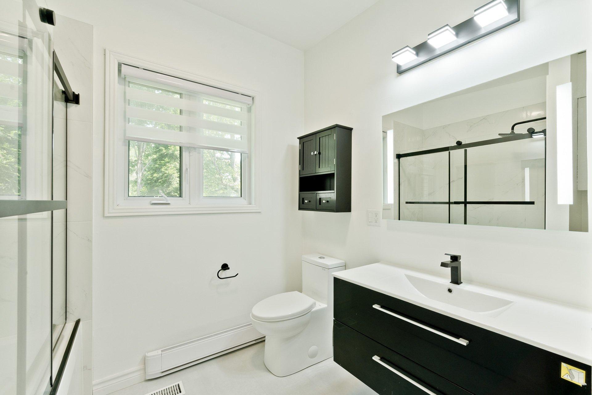 









31Z

 - 31AZ


Route 141

,
Coaticook,




QC
J1A2S2

