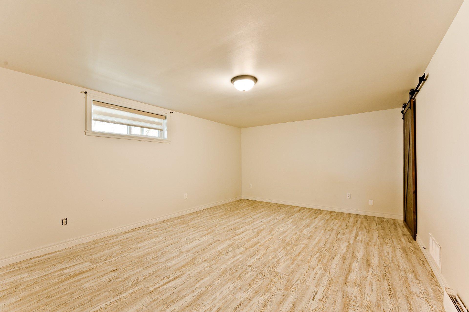 









31Z

 - 31AZ


Route 141

,
Coaticook,




QC
J1A2S2

