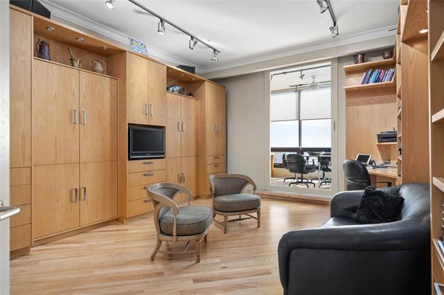 









160


Tuxedo

AVE, 1603,
Winnipeg,




MB
R3P 1B2

