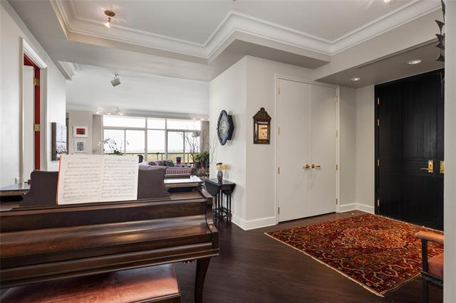 









160


Tuxedo

AVE, 1603,
Winnipeg,




MB
R3P 1B2

