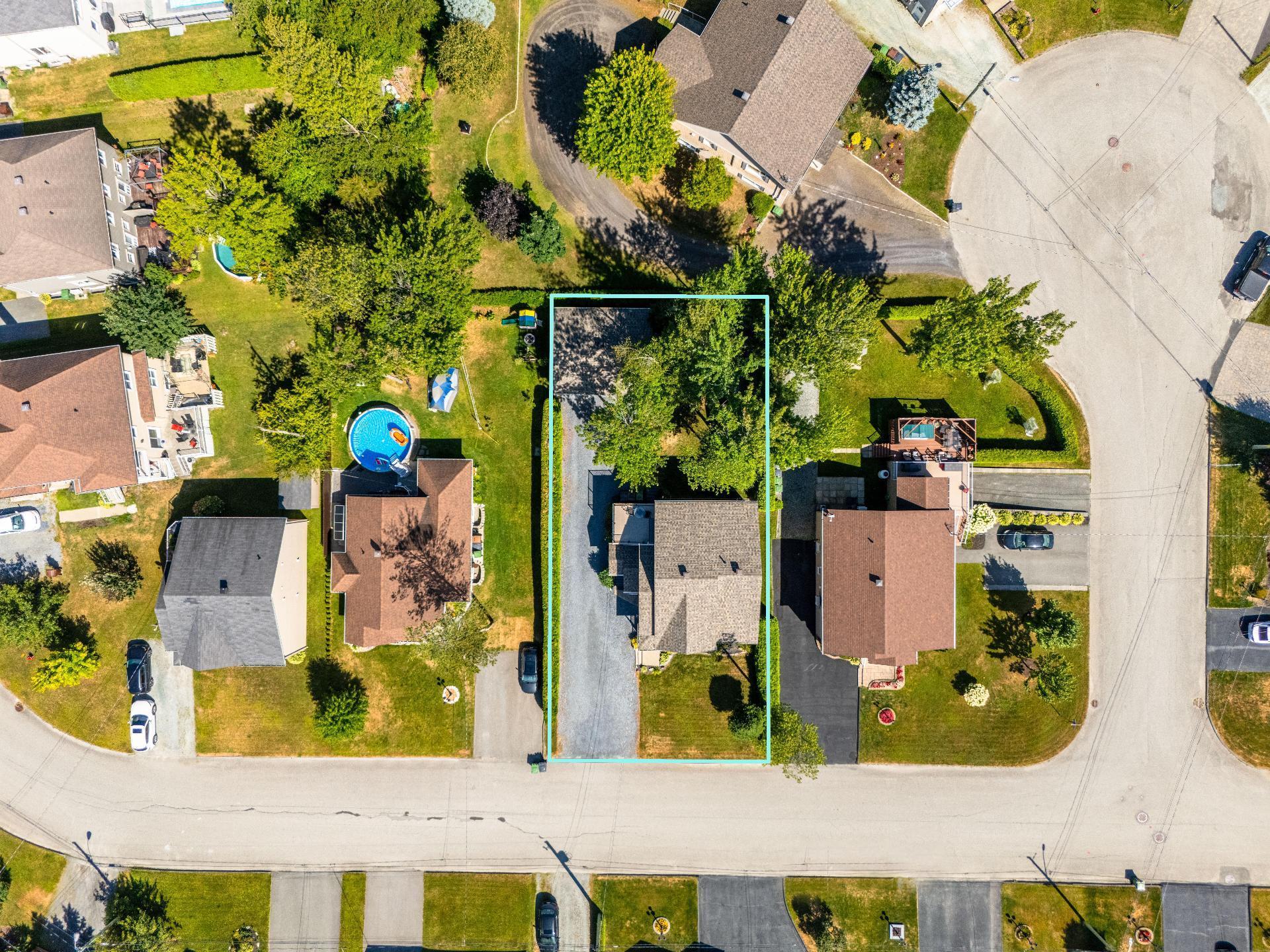 









462

 - 464


Rue de la Goudrelle

,
Sherbrooke (Fleurimont),




QC
J1G5G4

