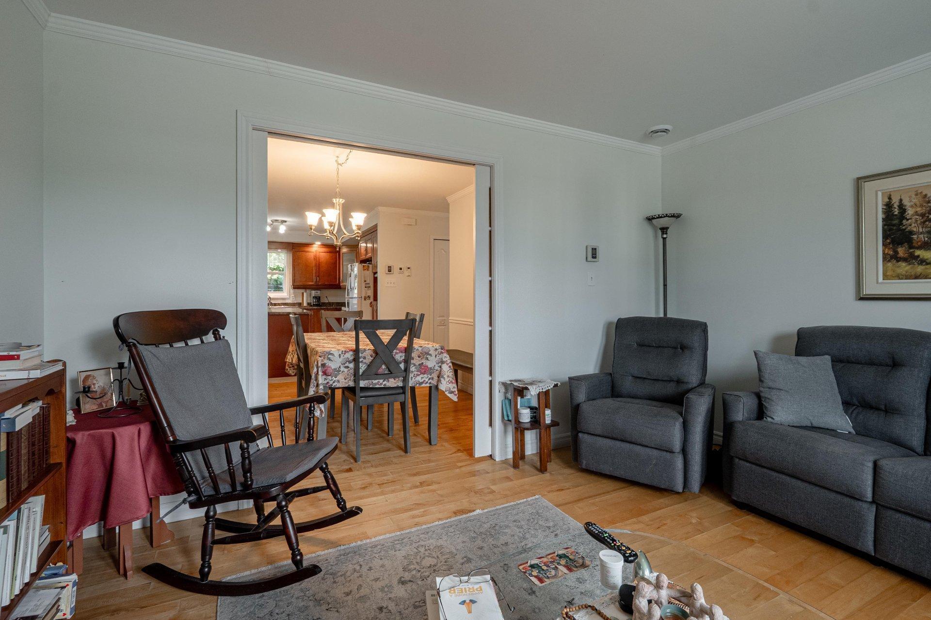 









462

 - 464


Rue de la Goudrelle

,
Sherbrooke (Fleurimont),




QC
J1G5G4

