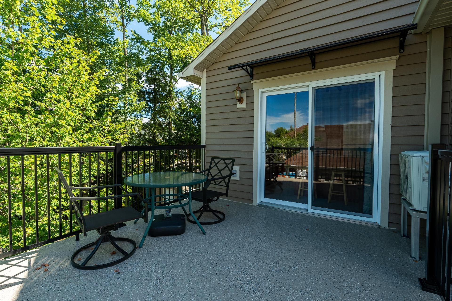 









462

 - 464


Rue de la Goudrelle

,
Sherbrooke (Fleurimont),




QC
J1G5G4

