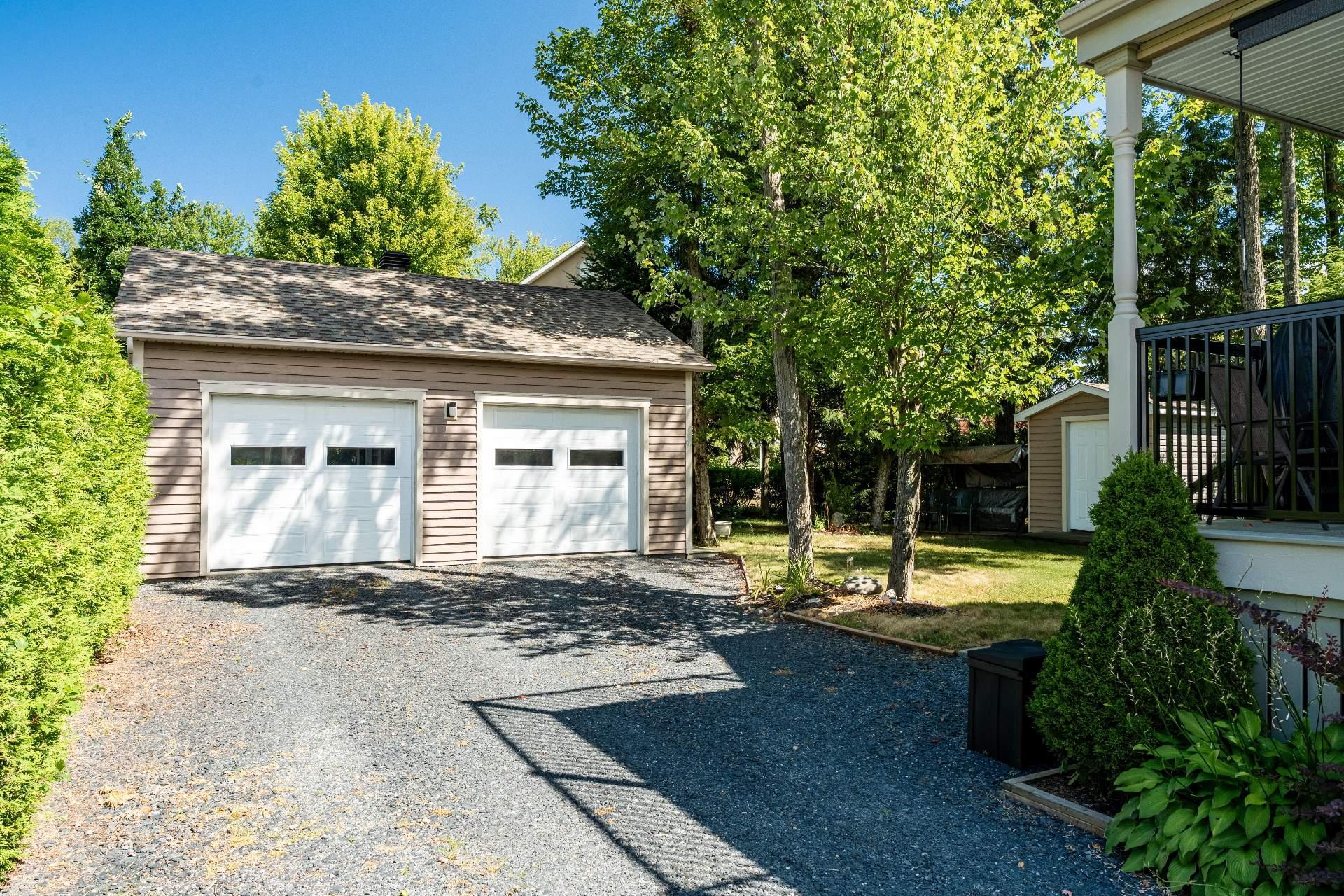 









462

 - 464


Rue de la Goudrelle

,
Sherbrooke (Fleurimont),




QC
J1G5G4

