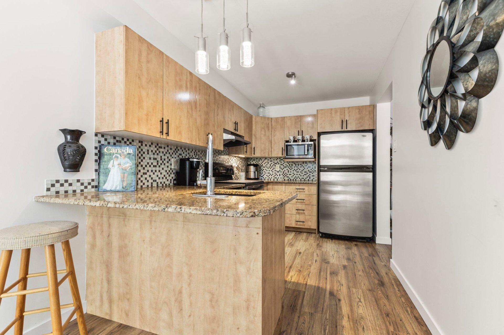 









5


Rue des Tourterelles

,
Gatineau (Hull),




QC
J9A3T3

