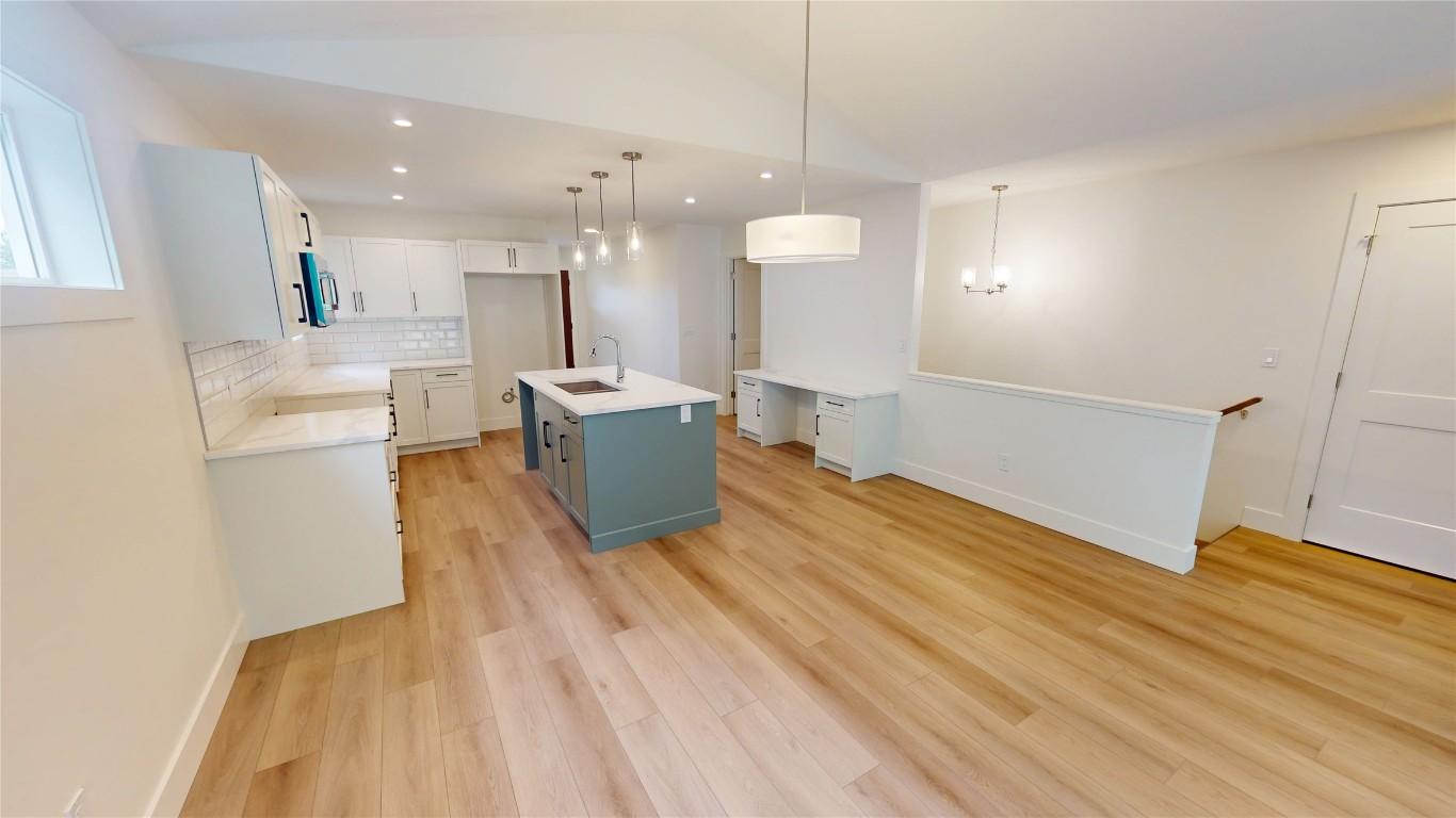 









353


Legacy Lookout

, B,
Cranbrook,




BC
V1C 0E4

