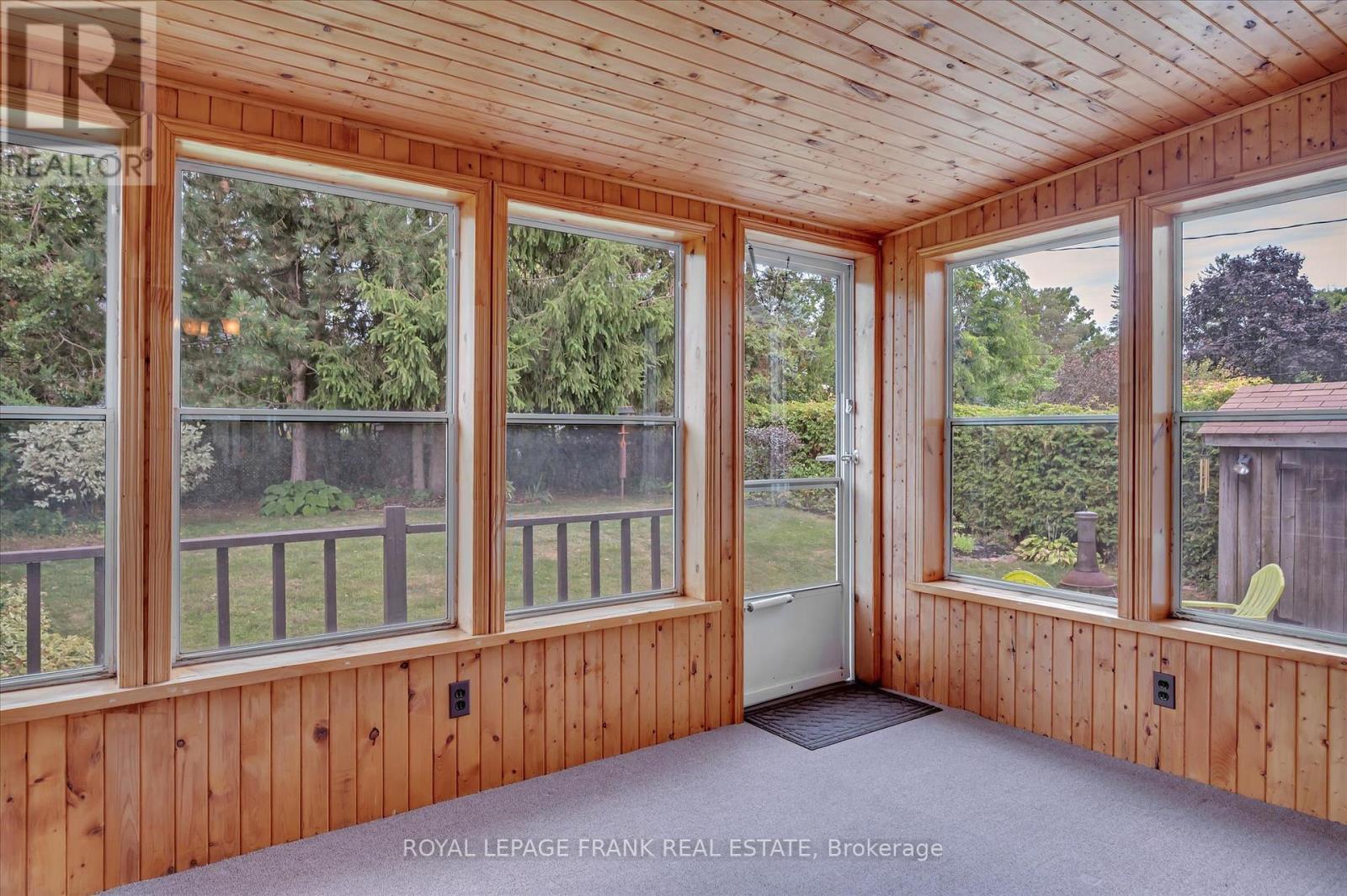 












280 GREENLAWN AVENUE

,
Peterborough North (South),




Ontario
K9H5K8

