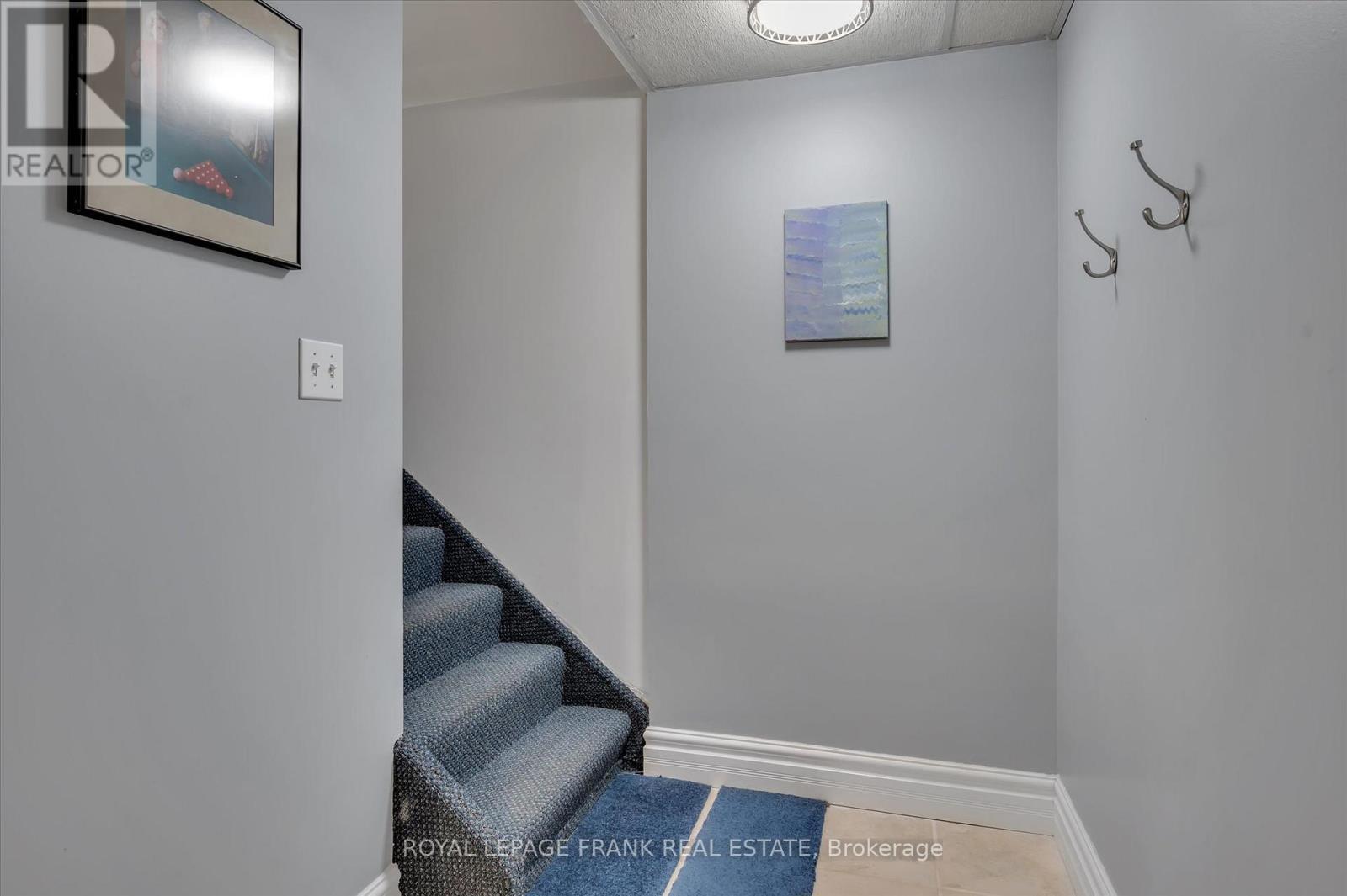 












280 GREENLAWN AVENUE

,
Peterborough North (South),




Ontario
K9H5K8

