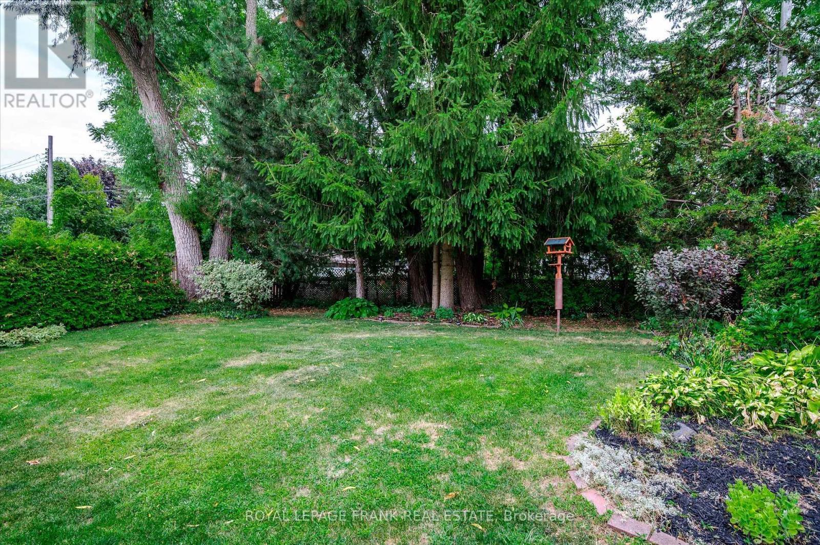












280 GREENLAWN AVENUE

,
Peterborough North (South),




Ontario
K9H5K8

