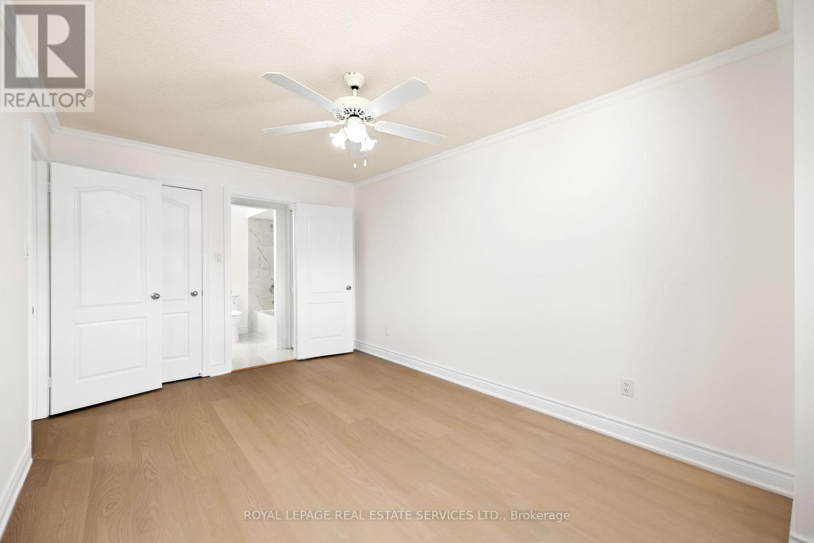 












1130 WESTVIEW TERRACE

,
Oakville,




Ontario
L6M3M1

