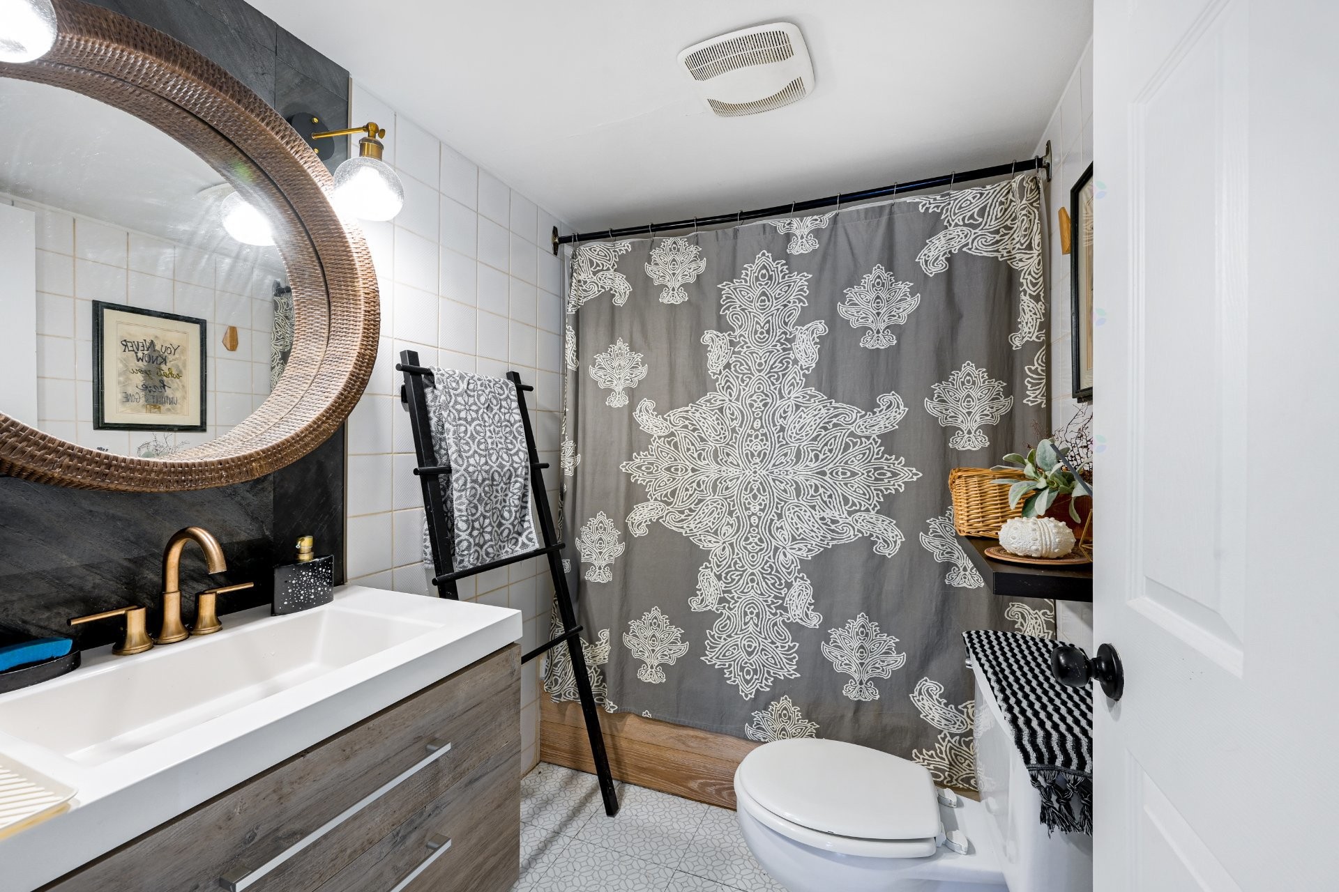 









13


Rue Alfred

,
Laval (Sainte-Rose),




QC
H7L2G8

