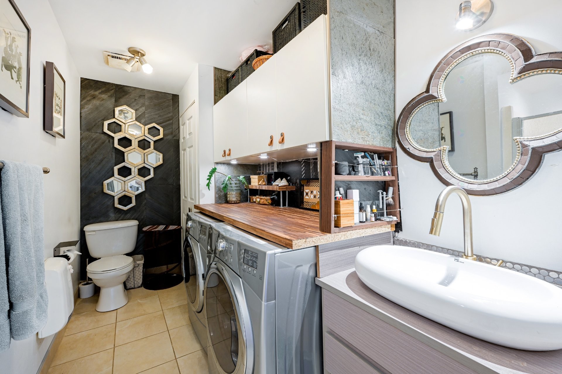 









13


Rue Alfred

,
Laval (Sainte-Rose),




QC
H7L2G8

