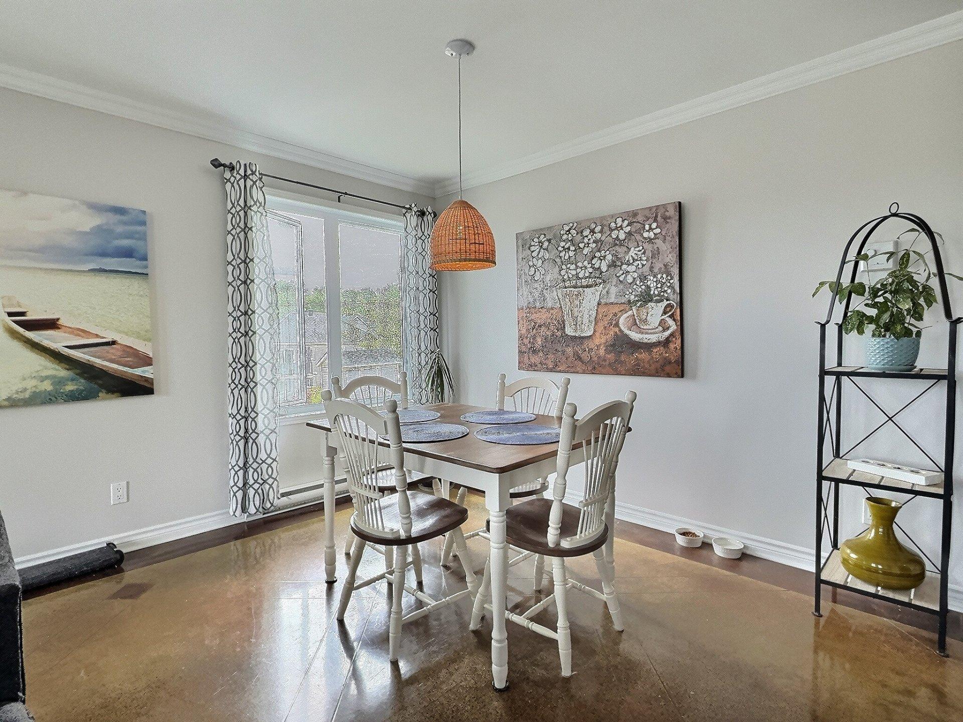 









138

 - 148


Rue Ovila-Bergeron

,
Magog,




QC
J1X7L4

