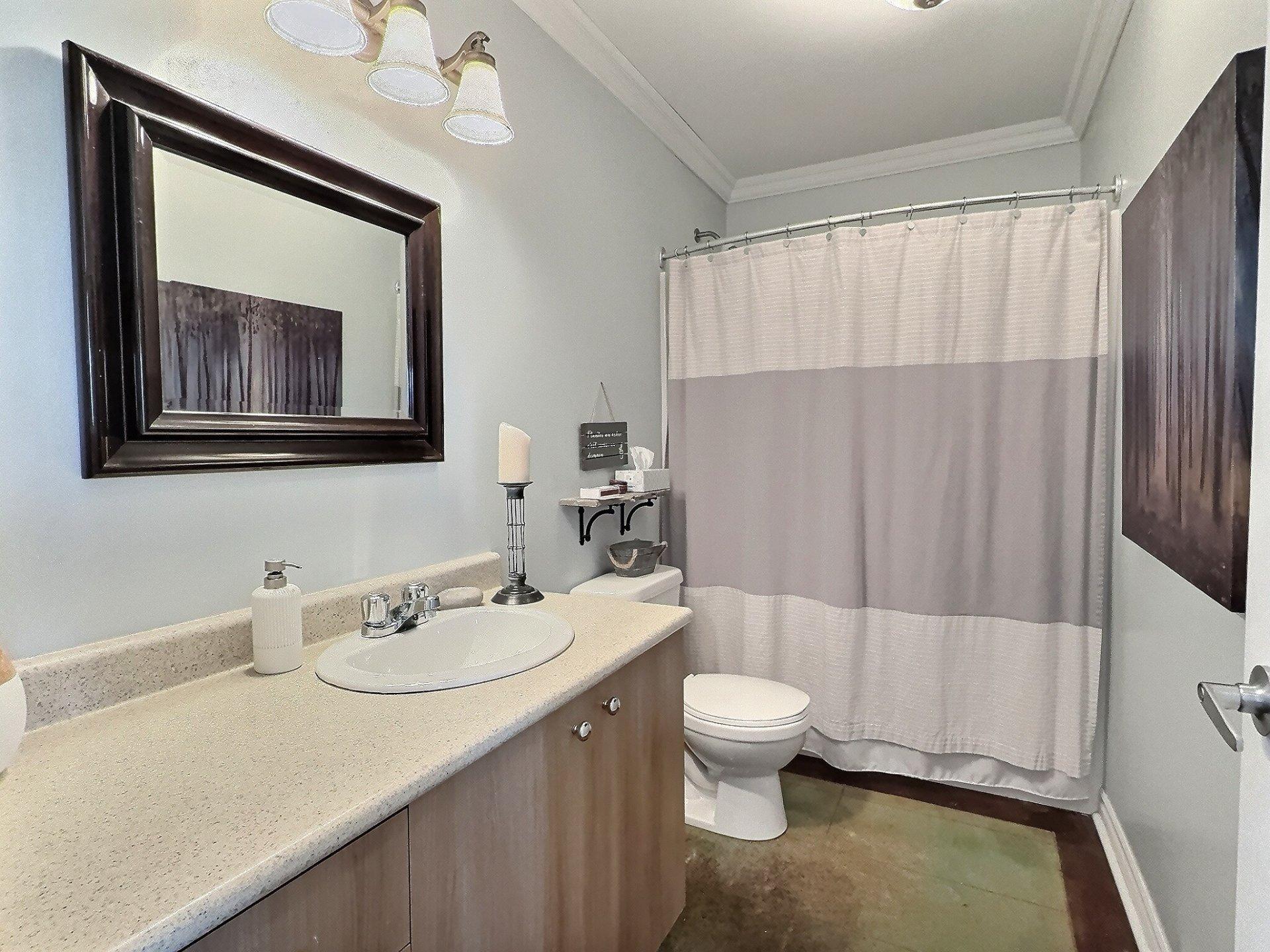 









138

 - 148


Rue Ovila-Bergeron

,
Magog,




QC
J1X7L4

